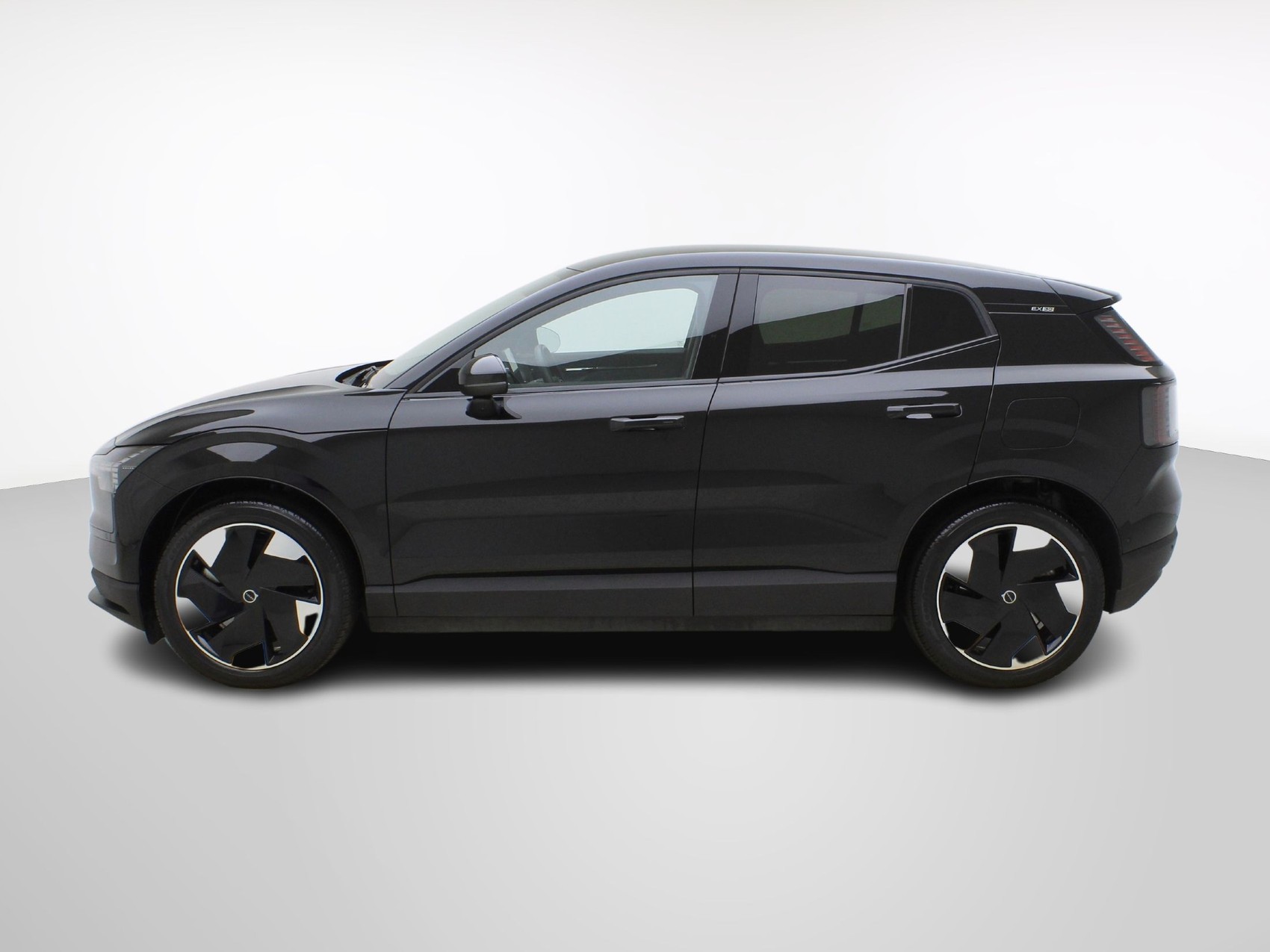 VOLVO EX30 E60 Twin Ultra Performance AWD-image-2