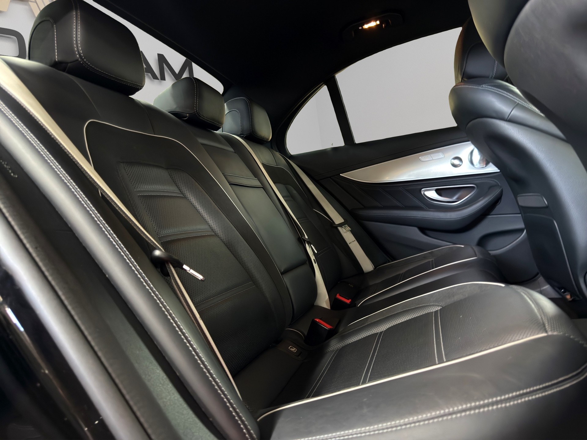 MERCEDES-BENZ E 63 AMG S 4Matic Speedshift MCT-image-30