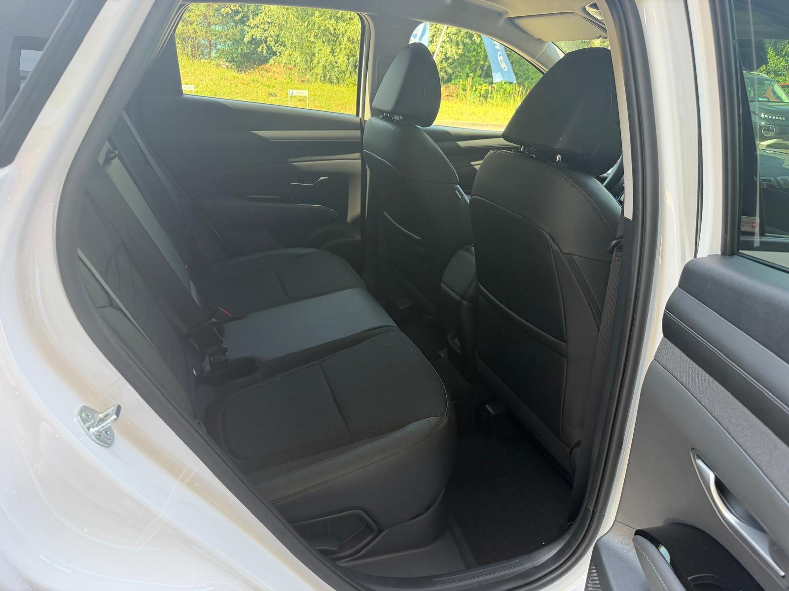 HYUNDAI Tucson 1.6 TGDI HEV Amplia 4WD-image-9