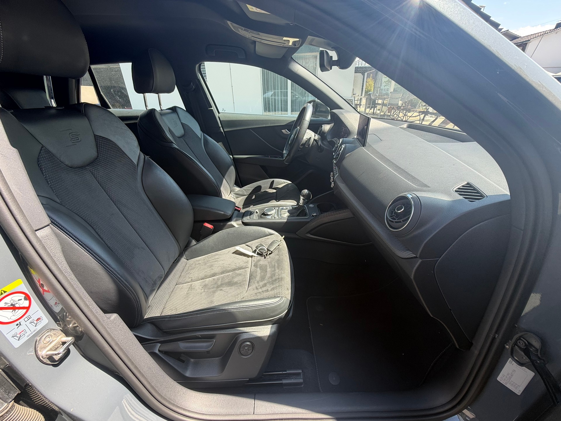 AUDI Q2 35 TFSI Sport S-tronic-image-11