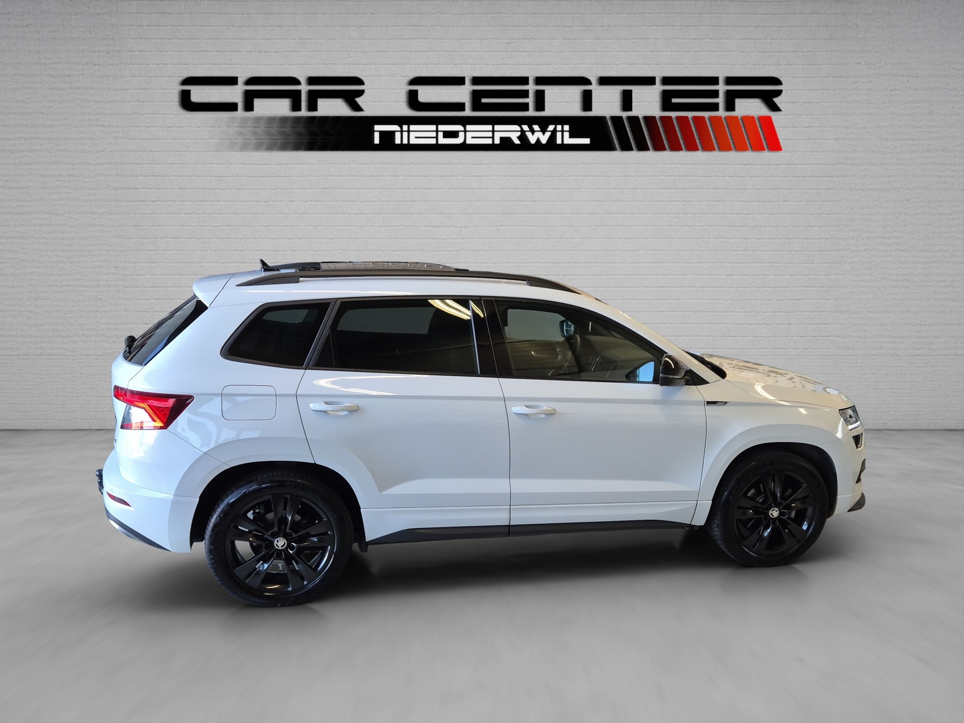 SKODA Karoq 2.0 TSI SportLine 4x4 DSG-image-11