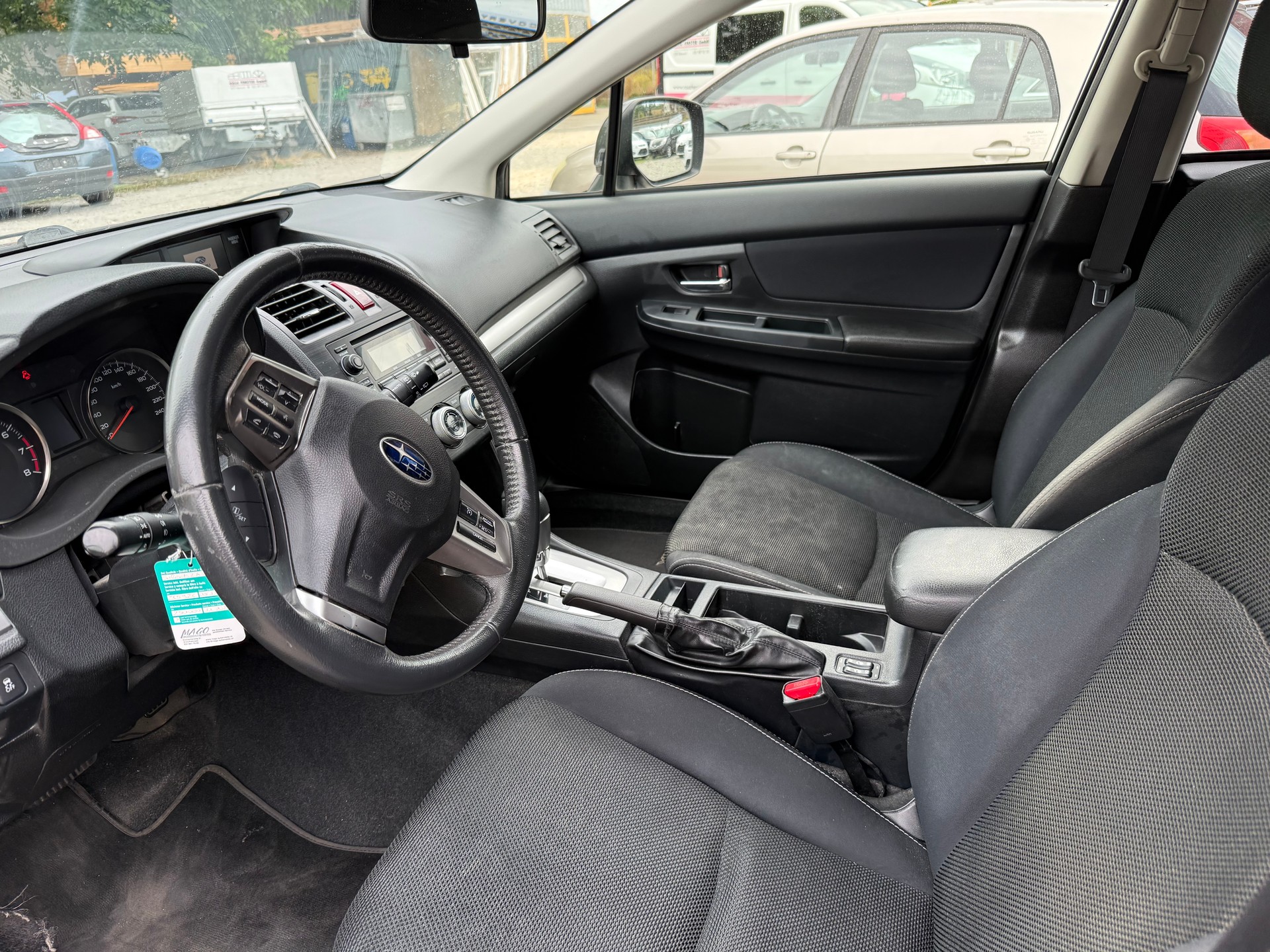 SUBARU XV 2.0 Swiss Two AWD CVT-image-5