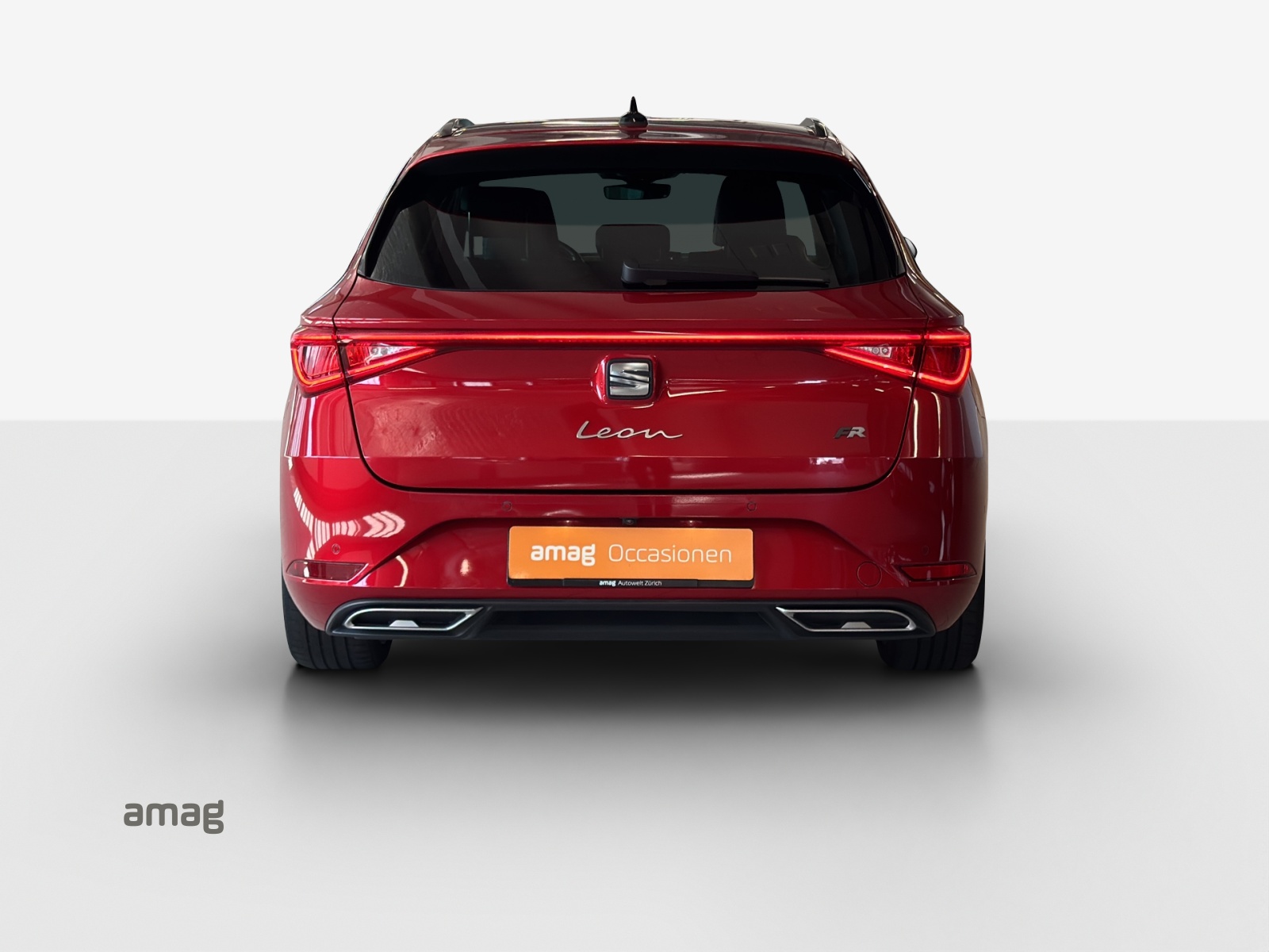 SEAT Leon ST 1.5 eTSI mHEV DSG FR-image-3
