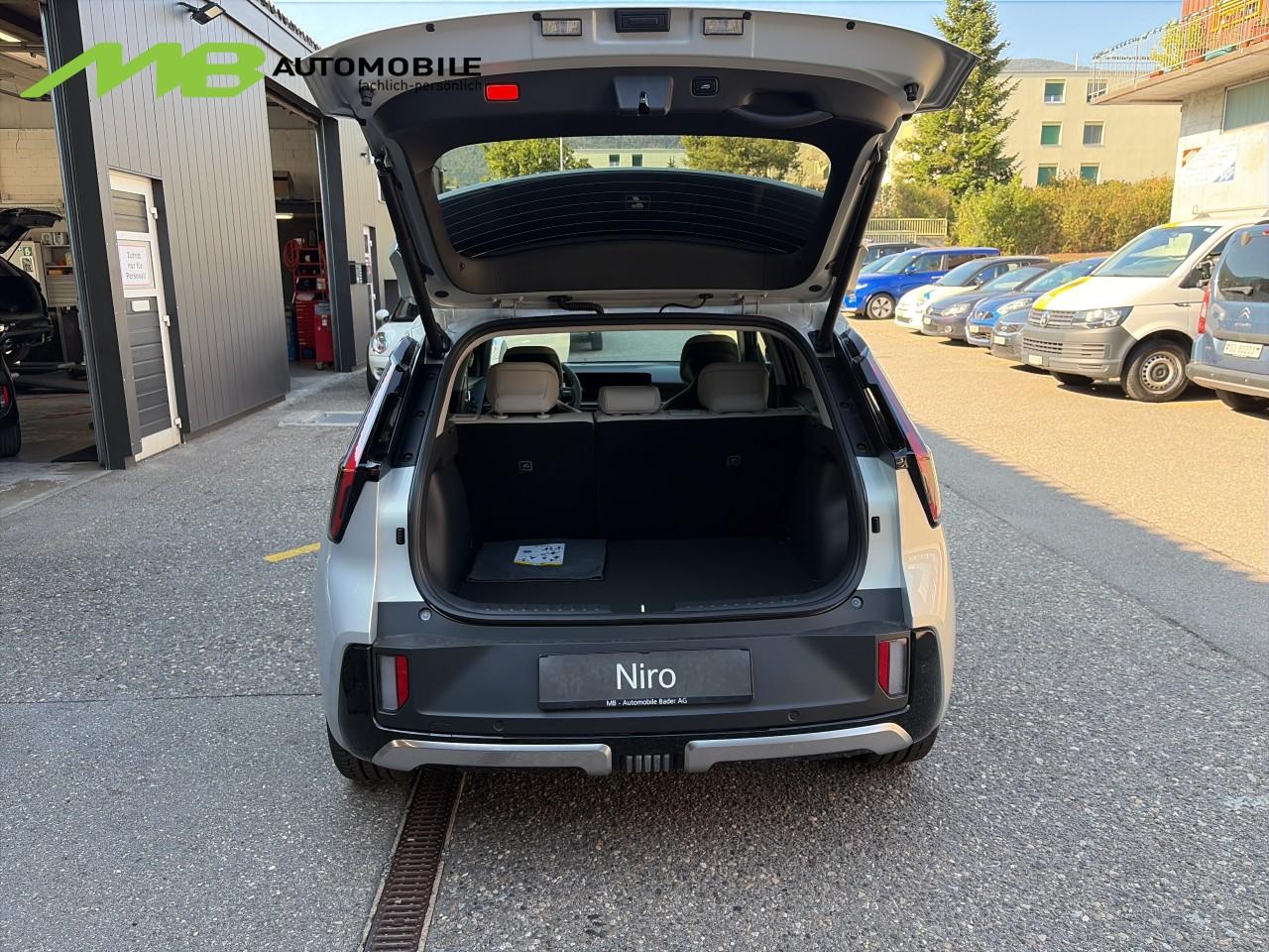KIA Niro 1.6 GDi Hybrid Style-image-10
