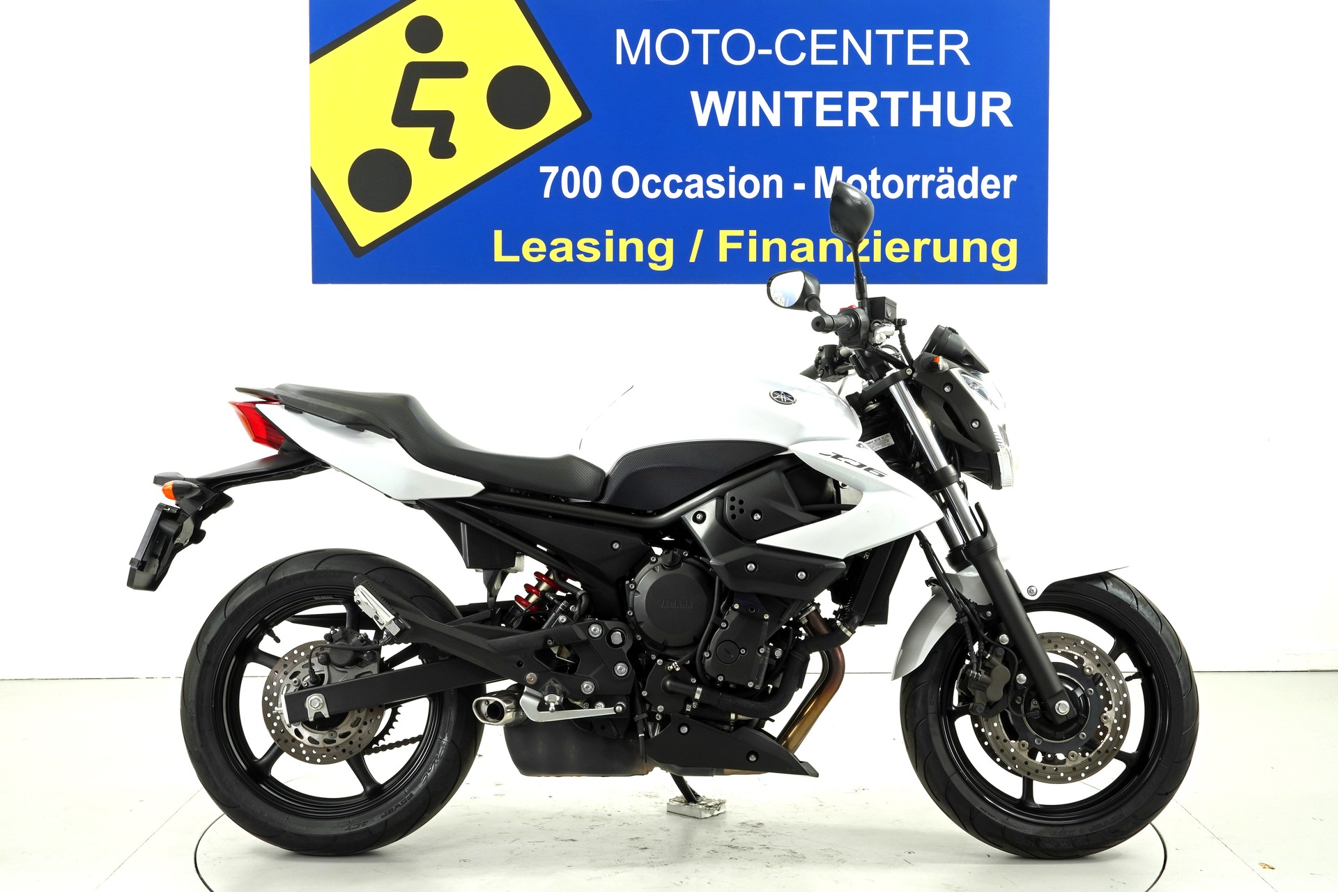 YAMAHA XJ6N ABS