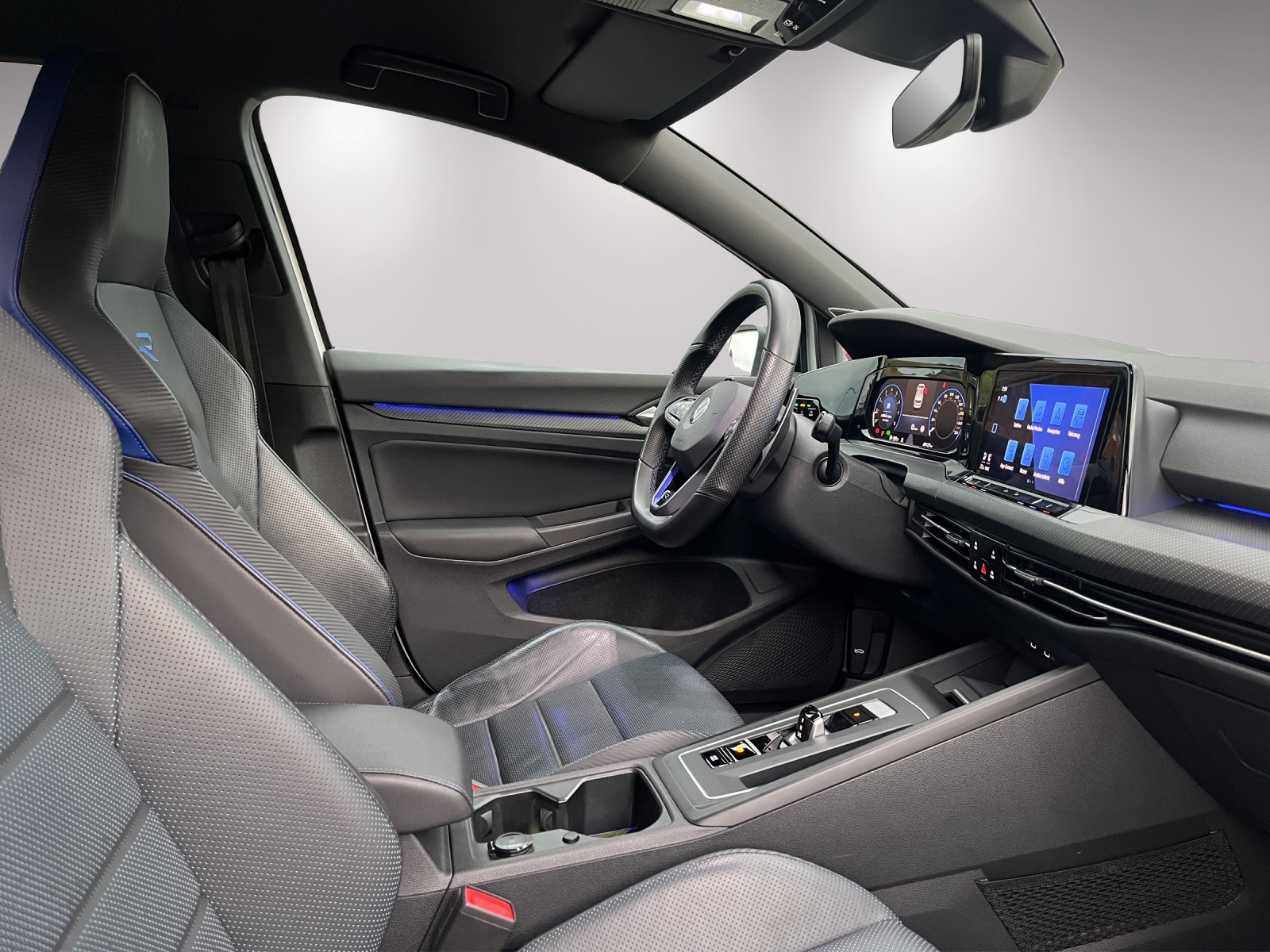 VW Golf 2.0 TSI R DSG 4Motion-image-16