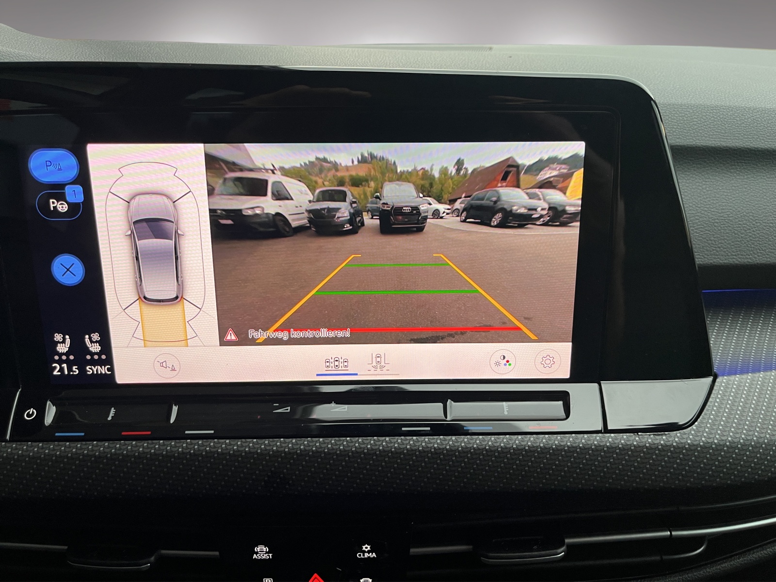 VW Golf 2.0 TSI R DSG 4Motion-image-14