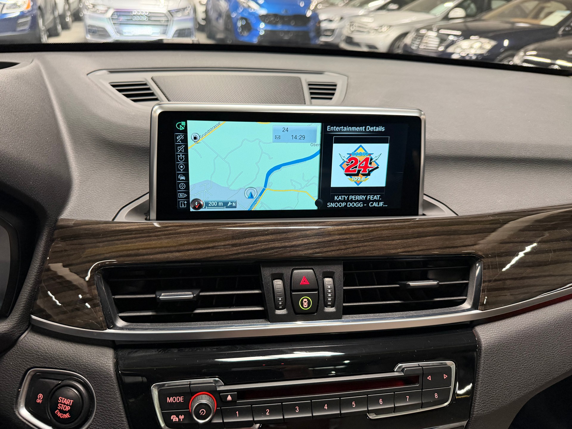 BMW X1 xDrive 25i xLine Steptronic-image-24