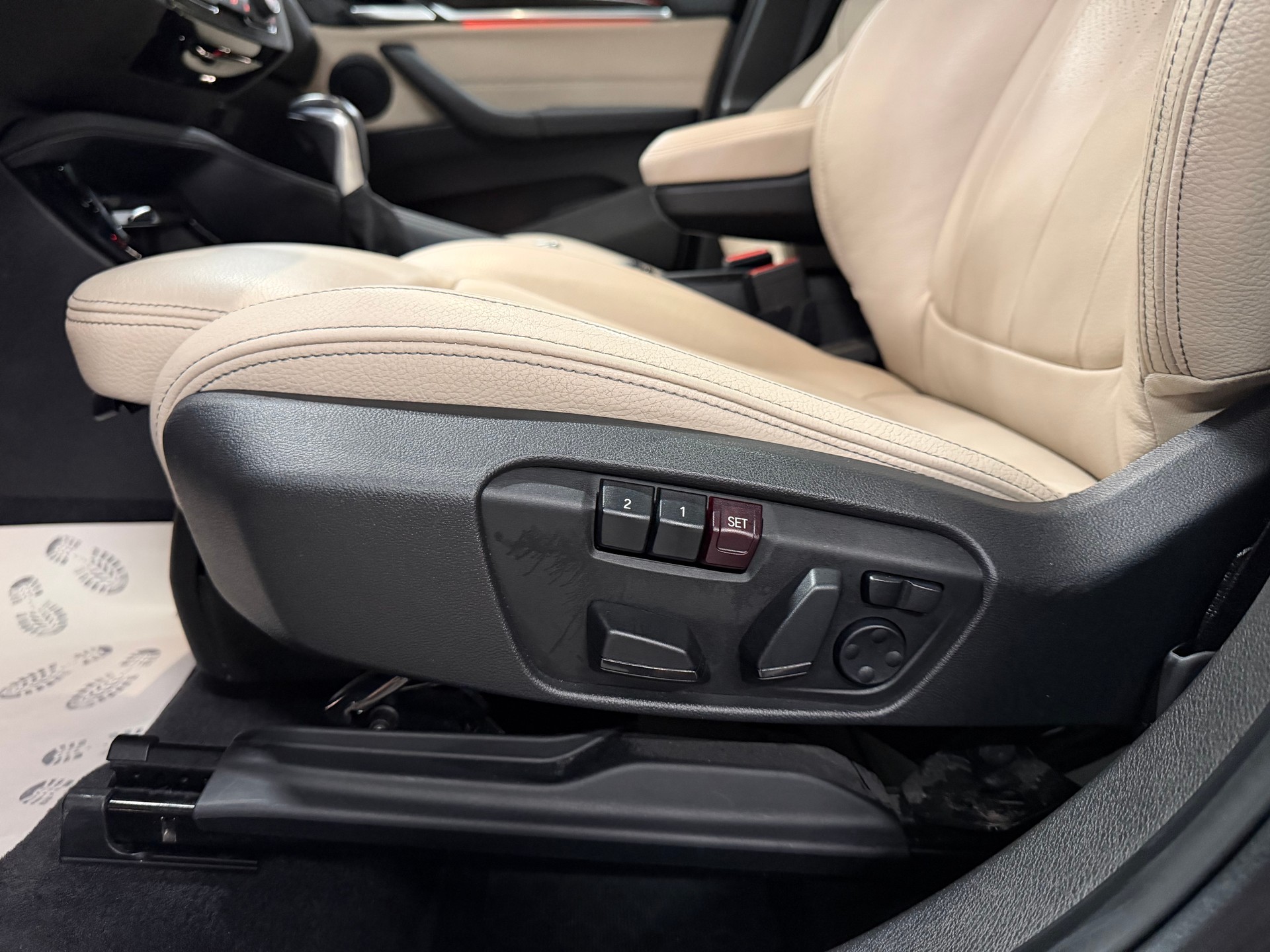 BMW X1 xDrive 25i xLine Steptronic-image-21