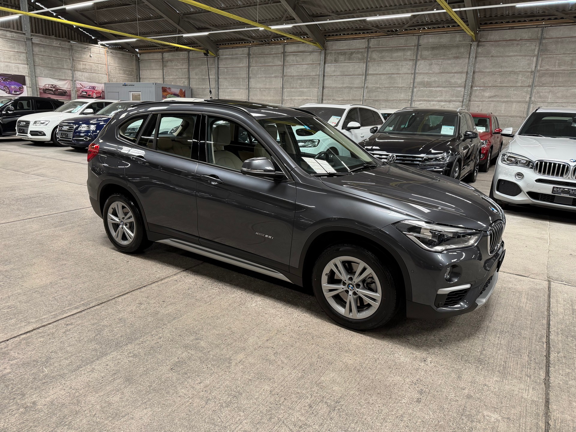 BMW X1 xDrive 25i xLine Steptronic-image-1