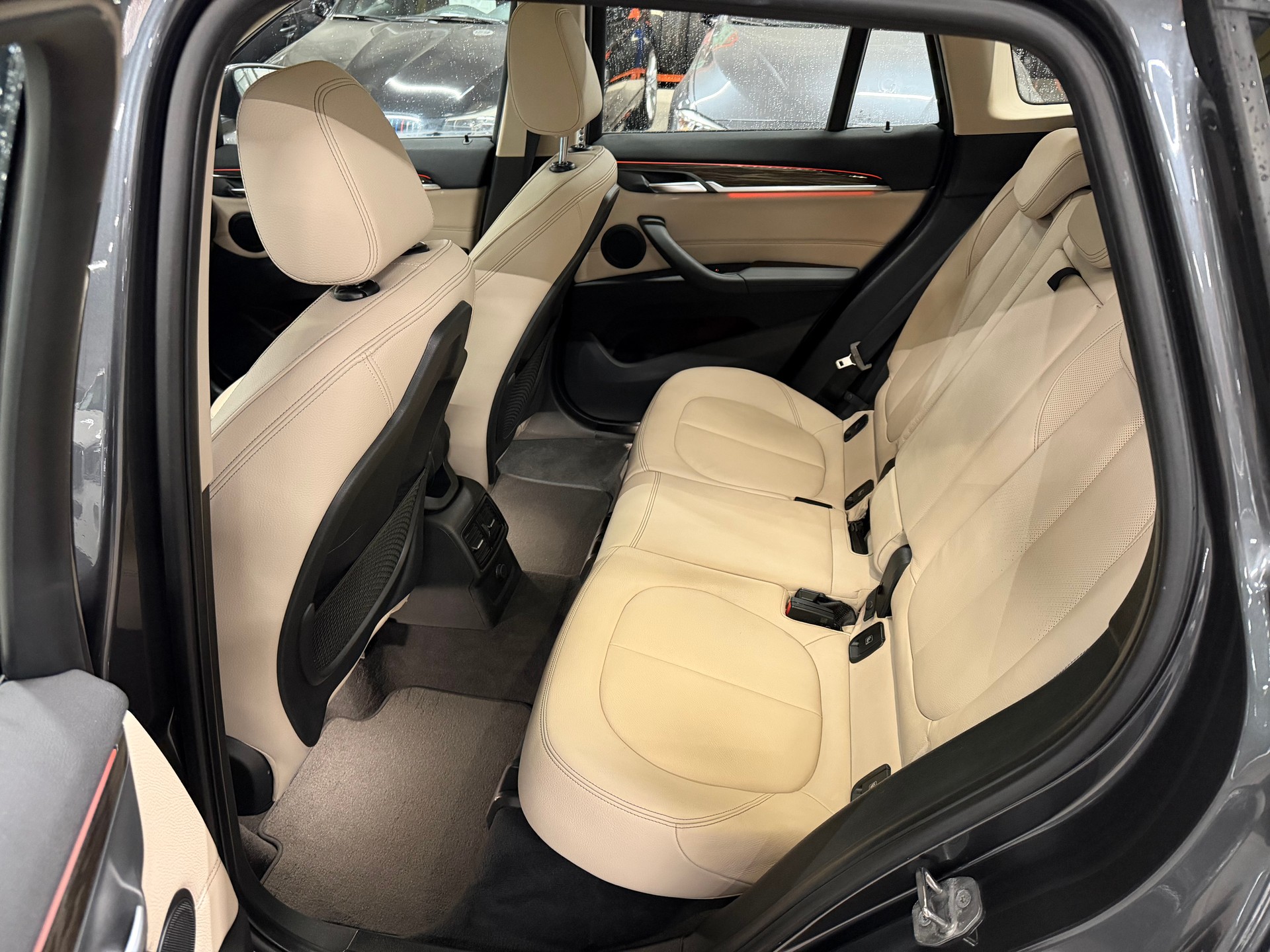 BMW X1 xDrive 25i xLine Steptronic-image-9