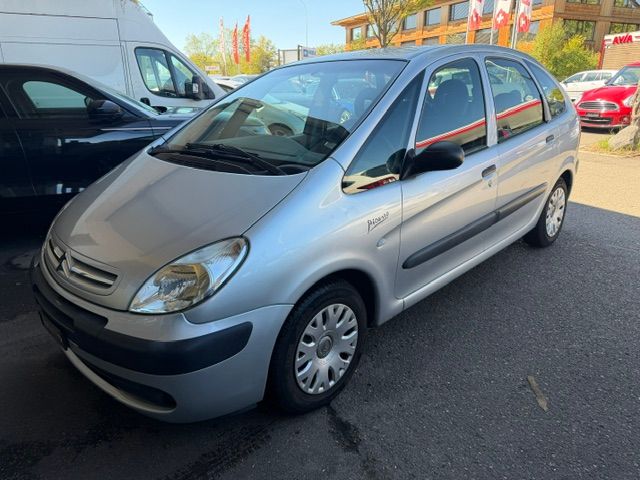 CITROEN Xsara Picasso 2.0i 16V SX Automatic-image-0