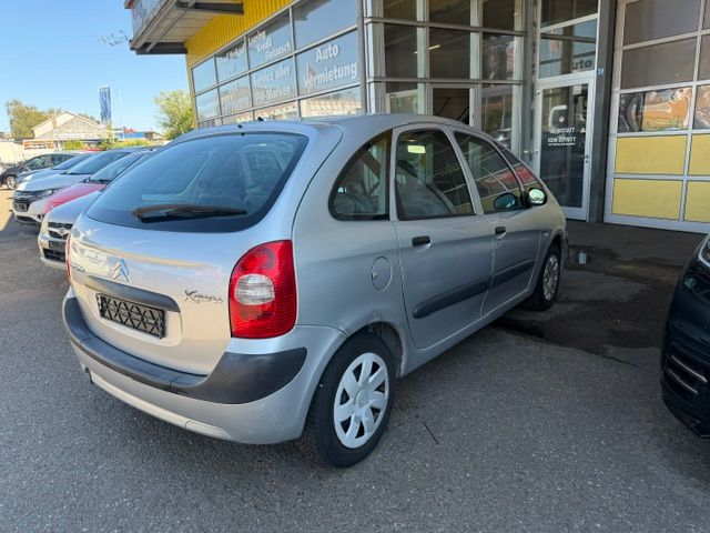 CITROEN Xsara Picasso 2.0i 16V SX Automatic-image-1