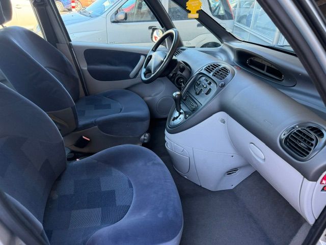 CITROEN Xsara Picasso 2.0i 16V SX Automatic-image-9