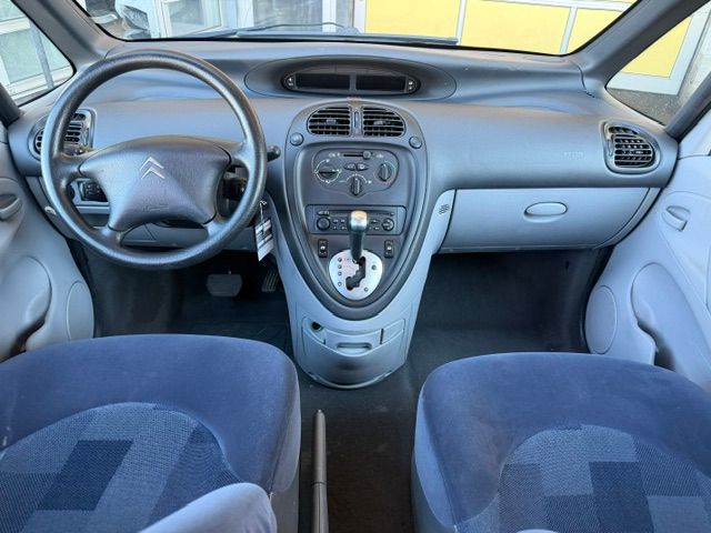 CITROEN Xsara Picasso 2.0i 16V SX Automatic-image-11