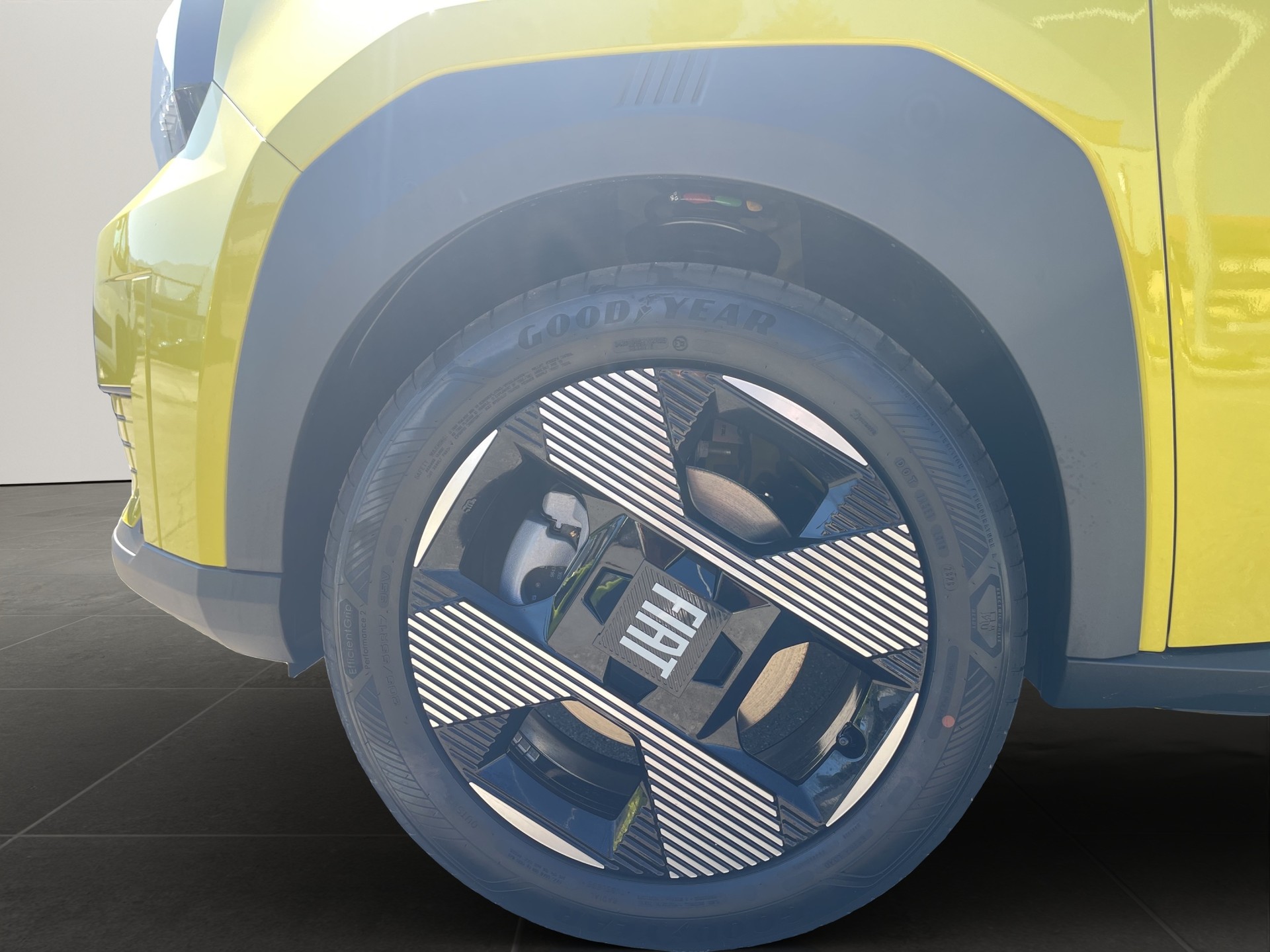 FIAT Grande Panda 1.2 Hybrid La Prima-image-21