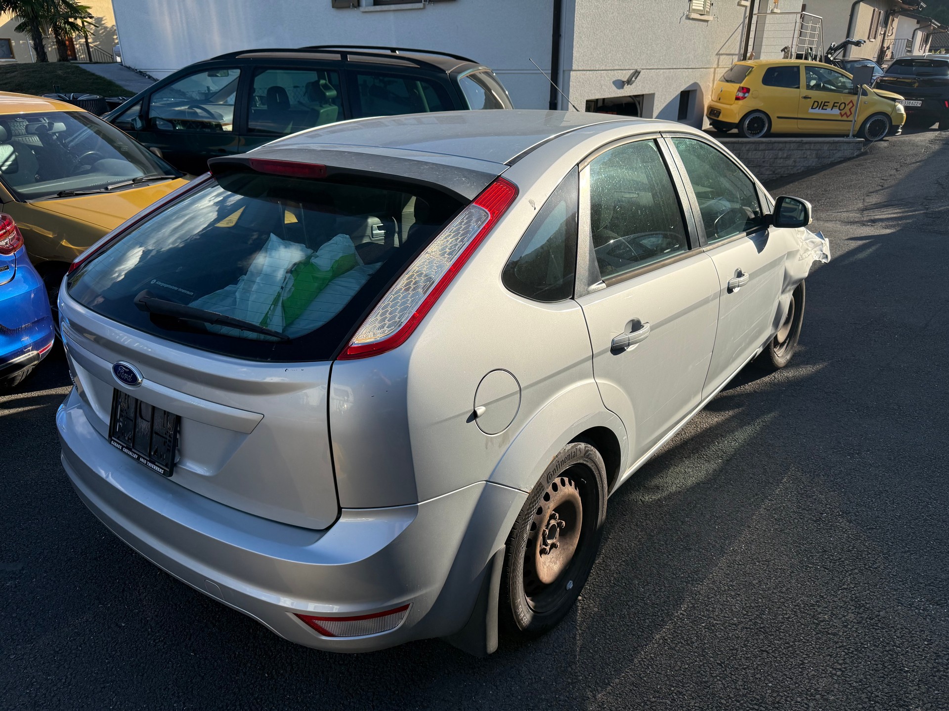 FORD Focus 2.0i Carving Automatic-image-3