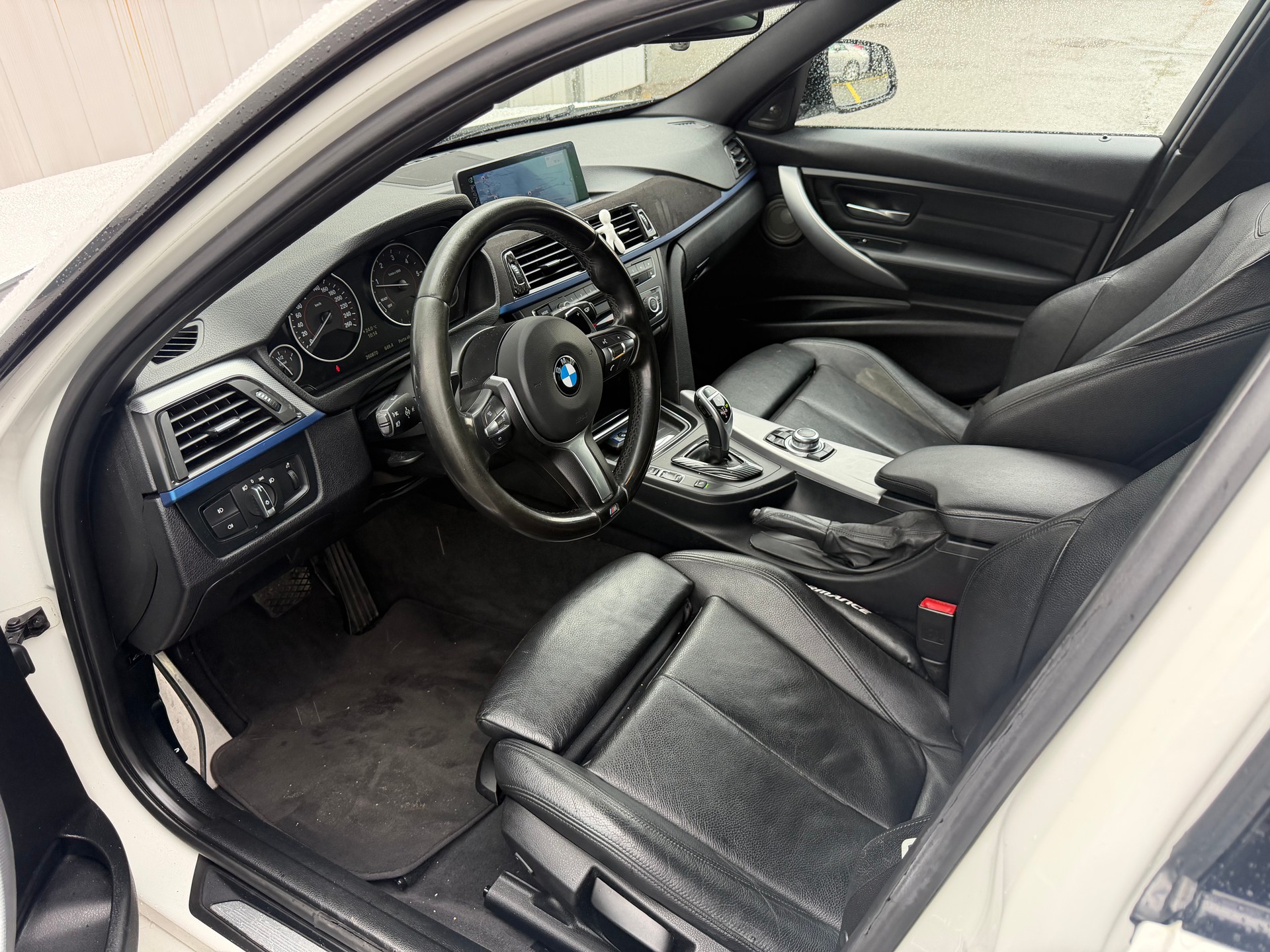 BMW 320d Touring M Paket Steptronic-image-9