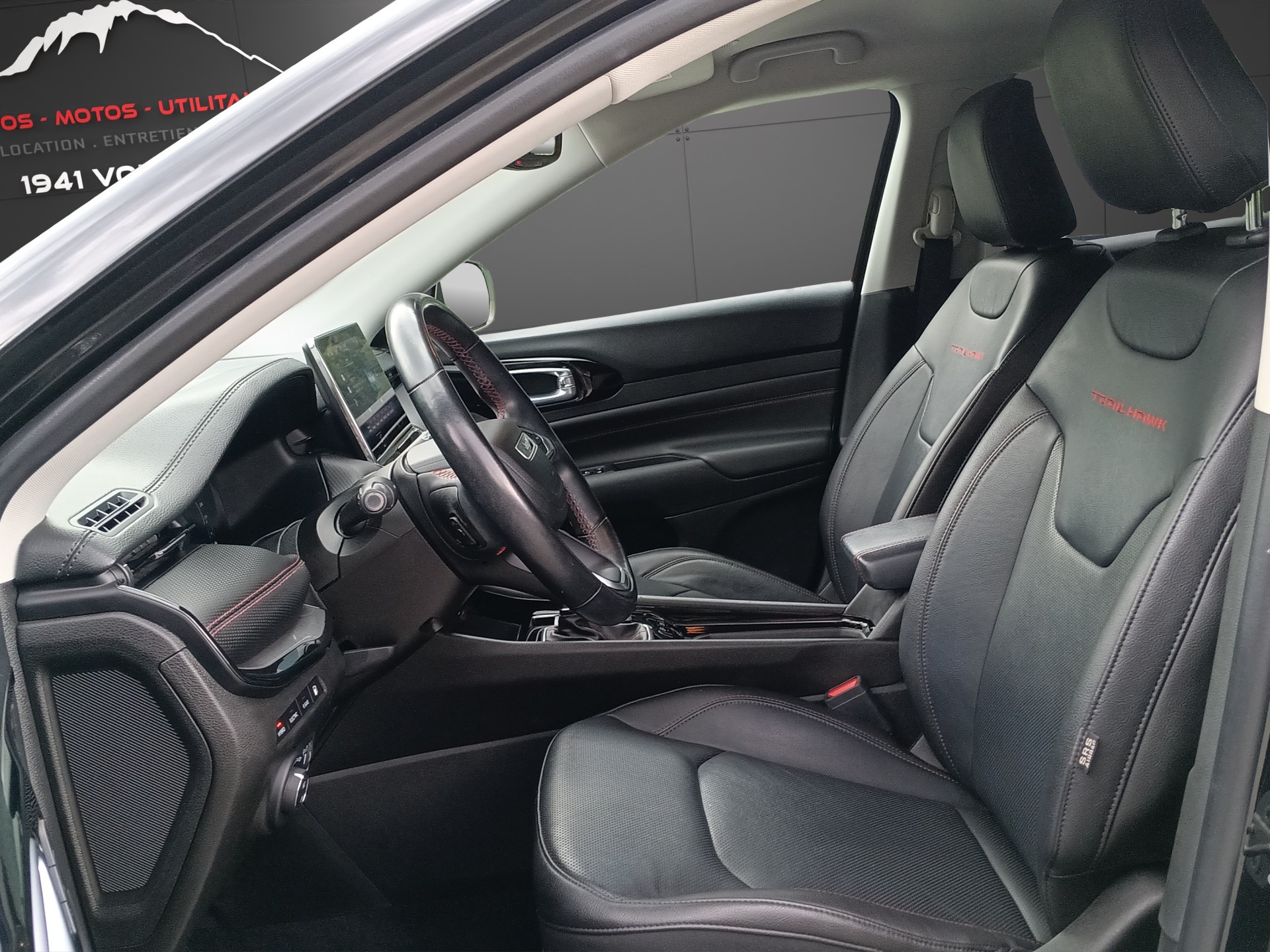 JEEP Compass 1.3 T PHEV Trailhawk AWD-image-11