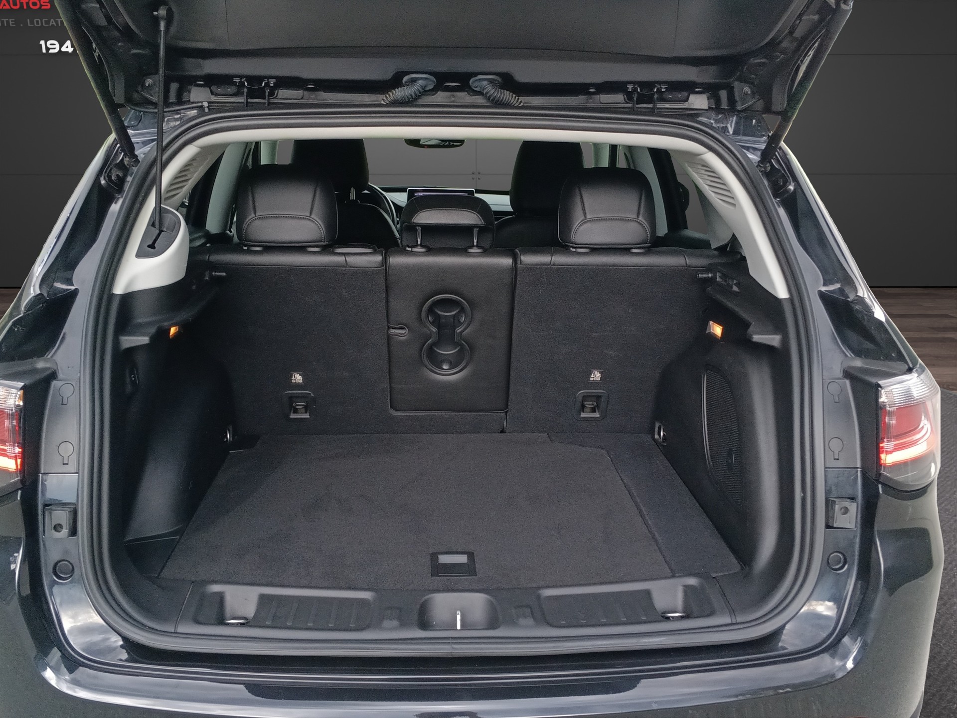 JEEP Compass 1.3 T PHEV Trailhawk AWD-image-20