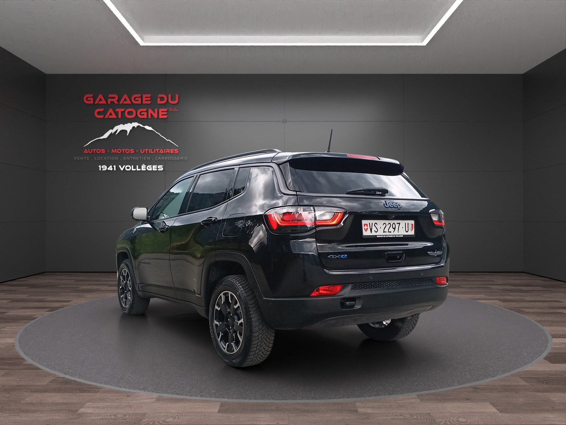 JEEP Compass 1.3 T PHEV Trailhawk AWD-image-4