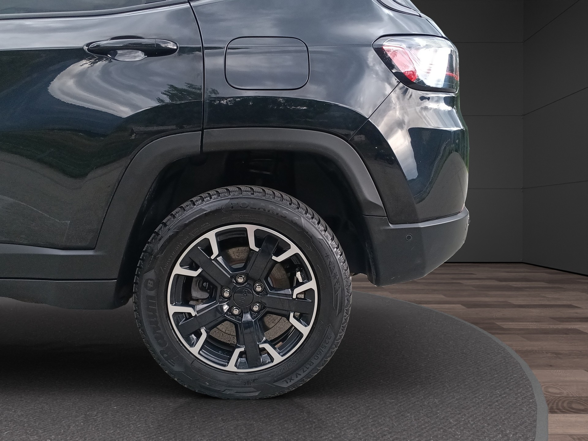 JEEP Compass 1.3 T PHEV Trailhawk AWD-image-7