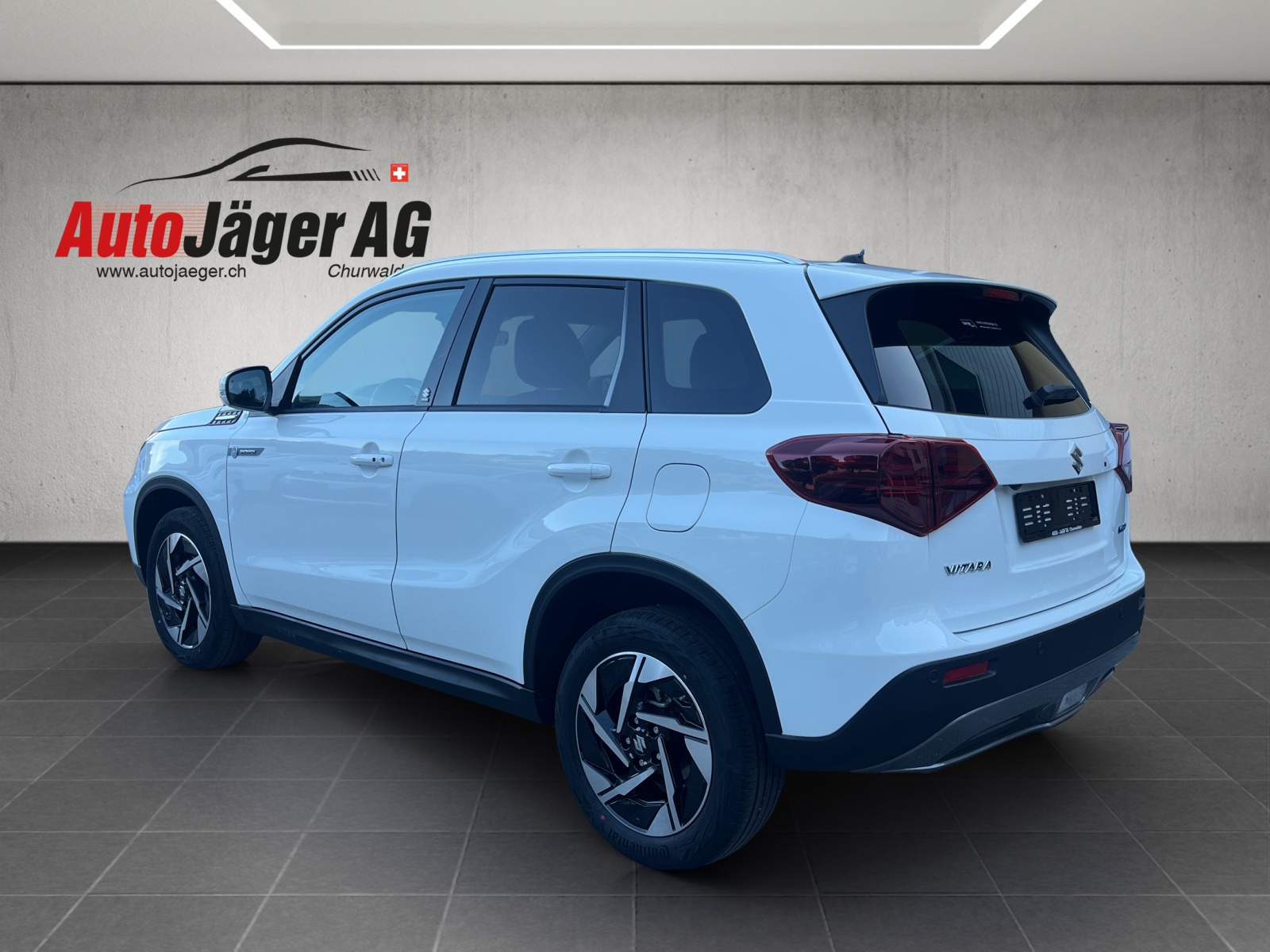 SUZUKI Vitara 1.4 Boosterjet Sakura Top 4x4 Hybrid Automatic-image-3