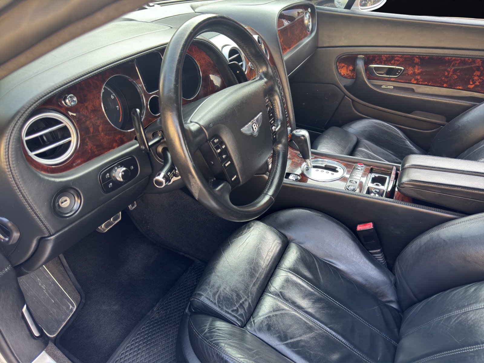BENTLEY Continental GT 6.0-image-14