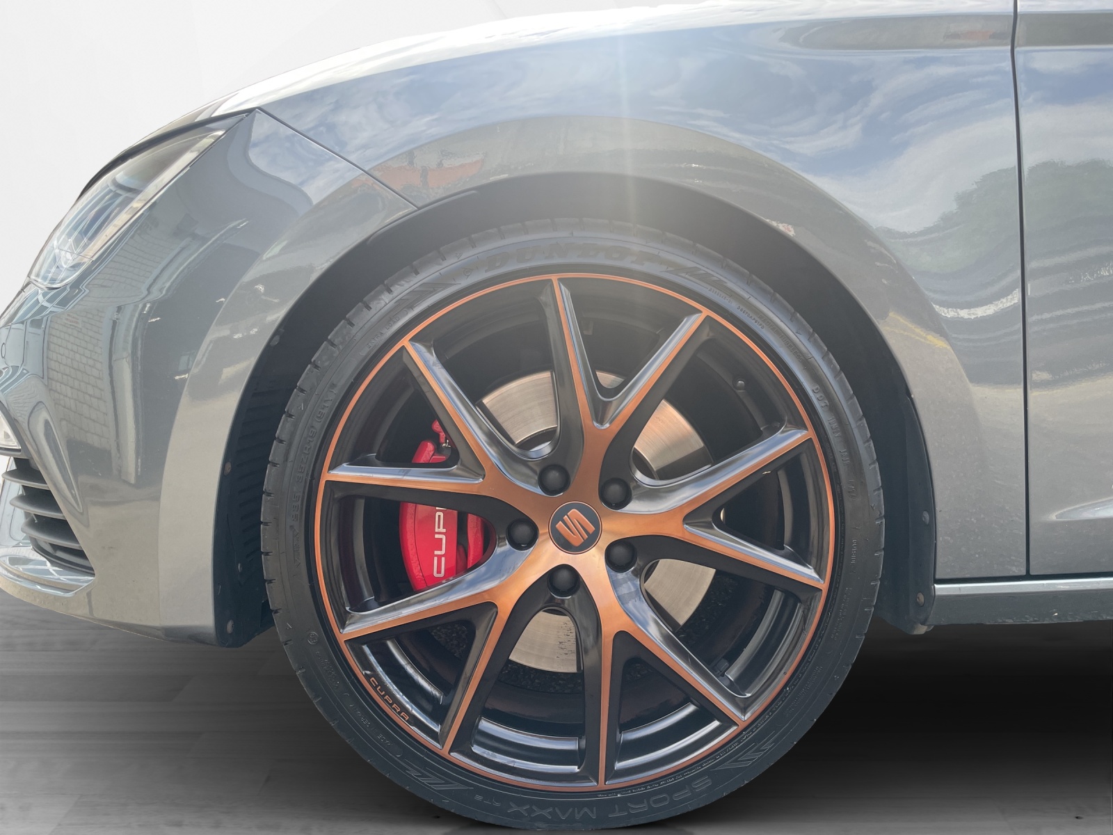 SEAT Leon ST 2.0 TSI 300 Cupra 4Drive DSG-image-8
