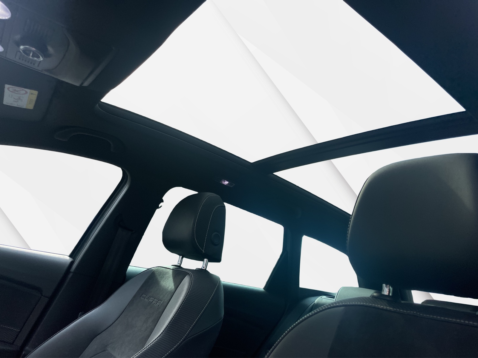 SEAT Leon ST 2.0 TSI 300 Cupra 4Drive DSG-image-17