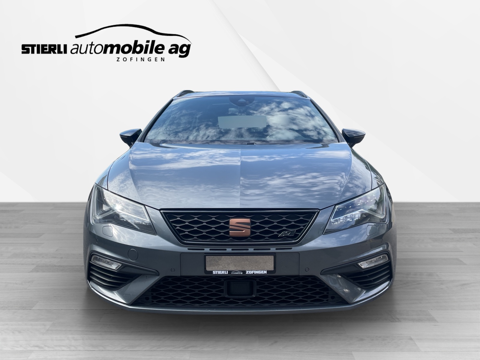 SEAT Leon ST 2.0 TSI 300 Cupra 4Drive DSG-image-1