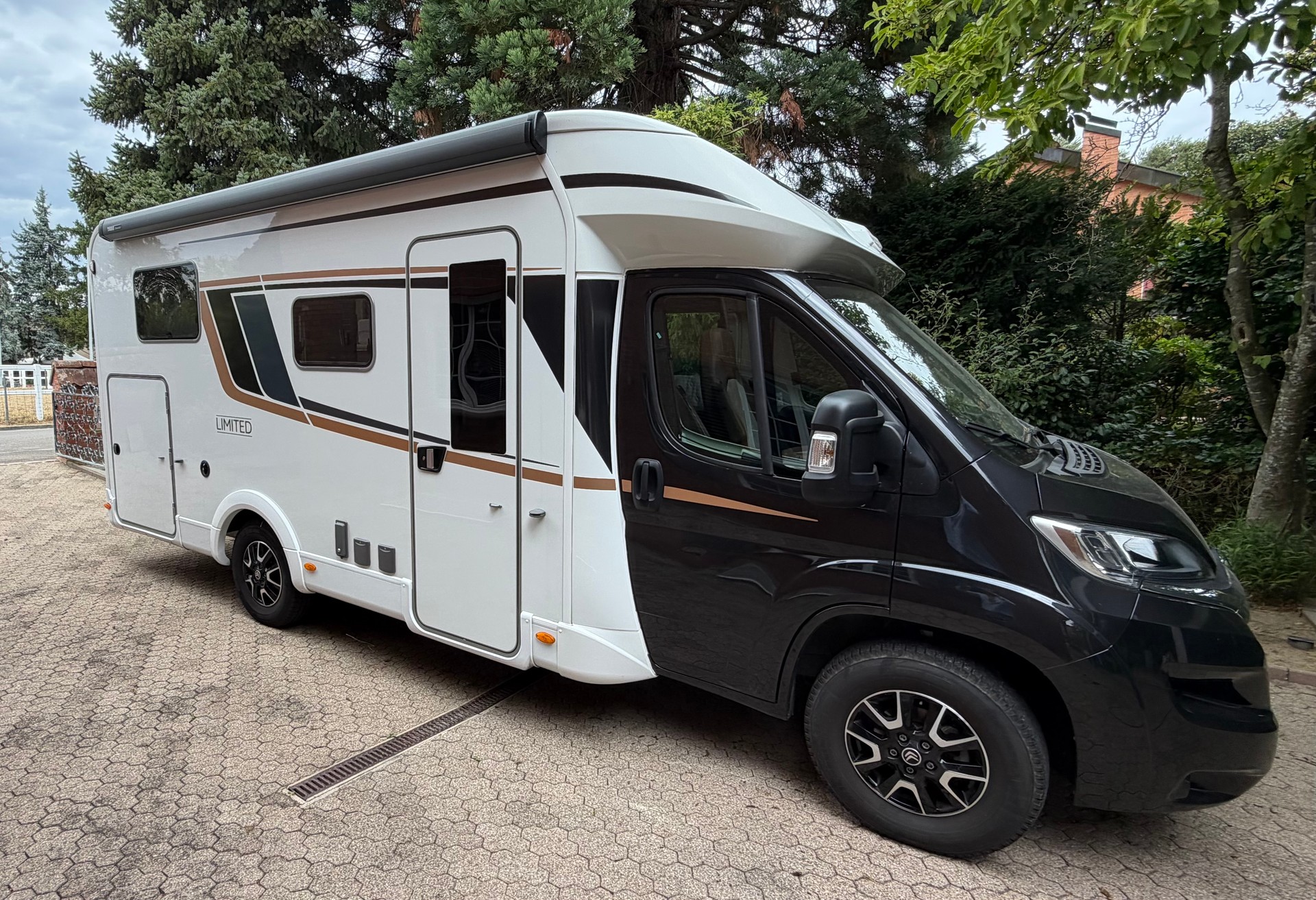CITROEN Limited T 690 G-image-0