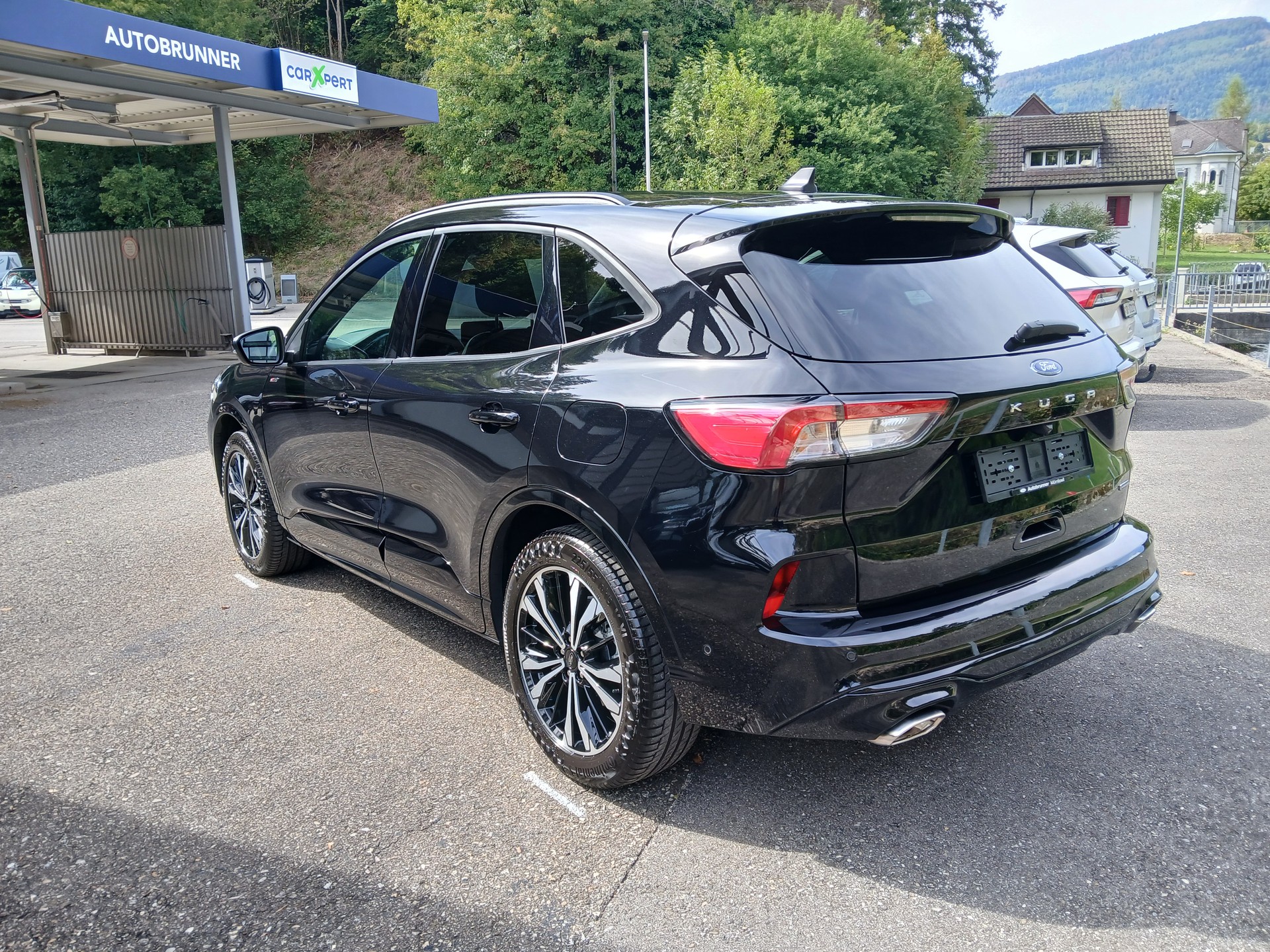 FORD Kuga 2.5 FHEV ST-Line X 4WD-image-3