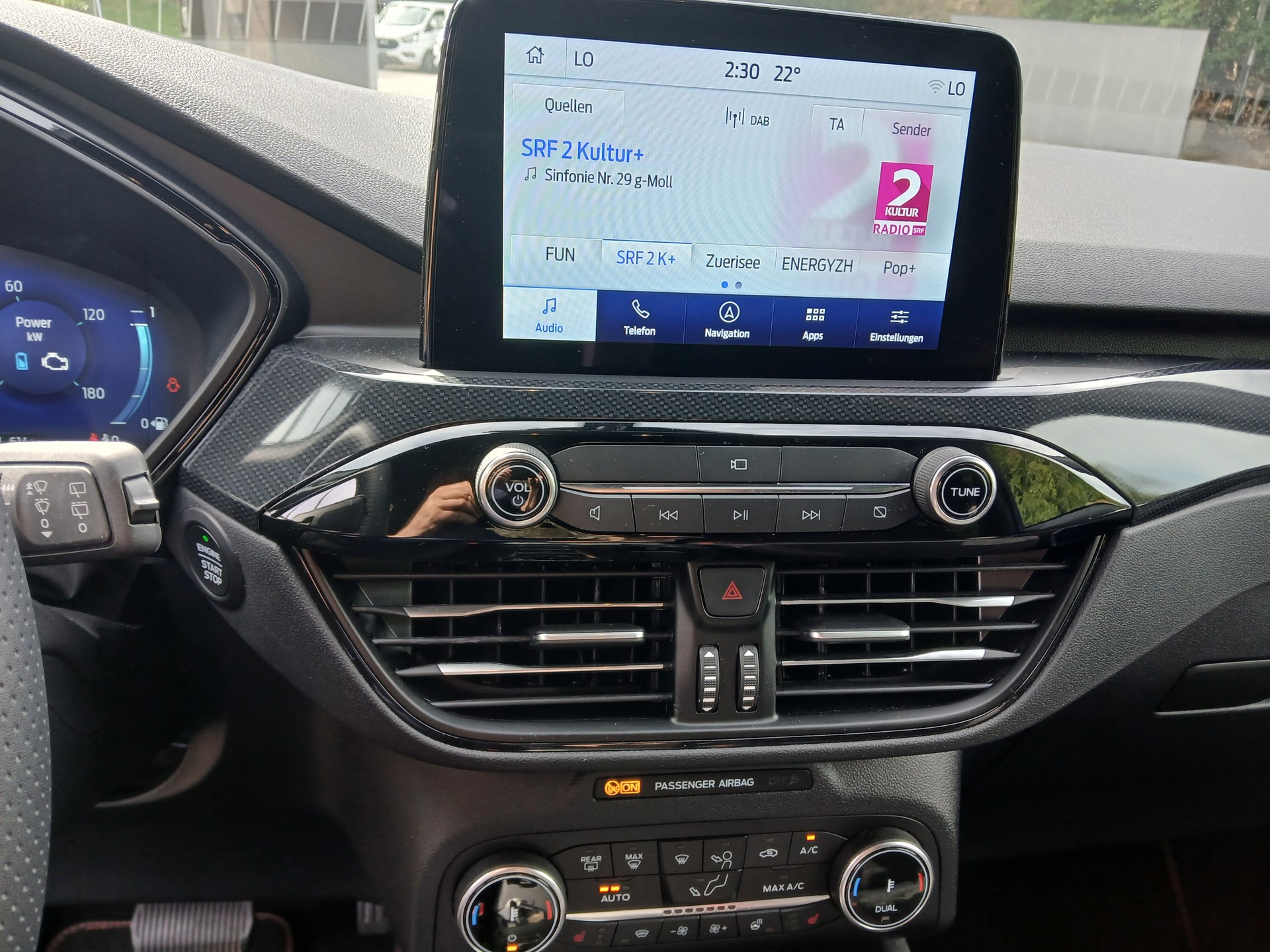FORD Kuga 2.5 FHEV ST-Line X 4WD-image-6