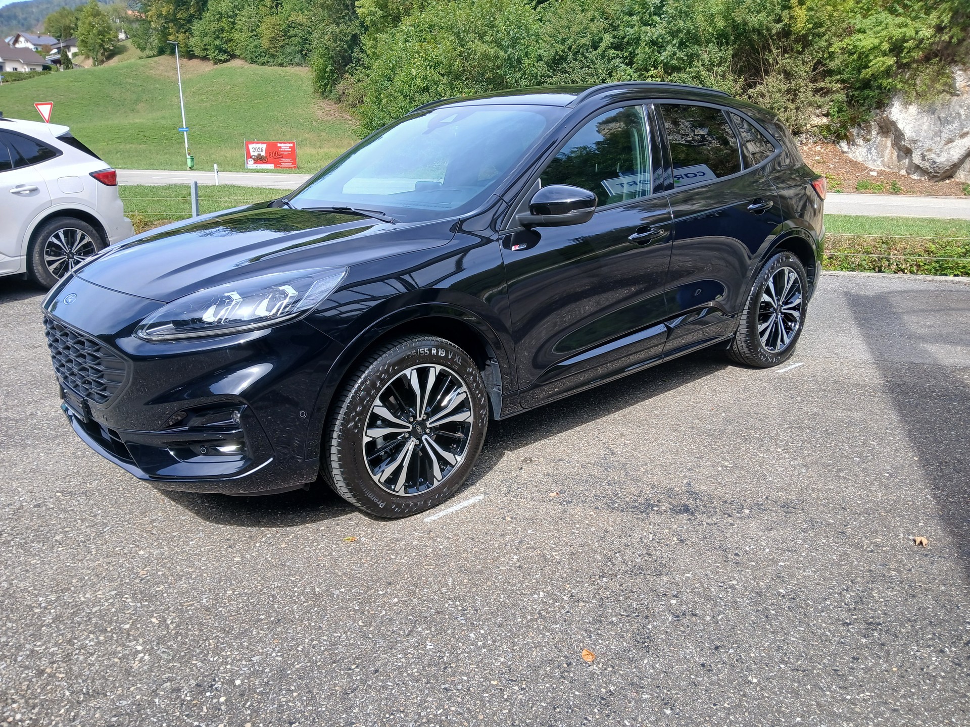 FORD Kuga 2.5 FHEV ST-Line X 4WD-image-1