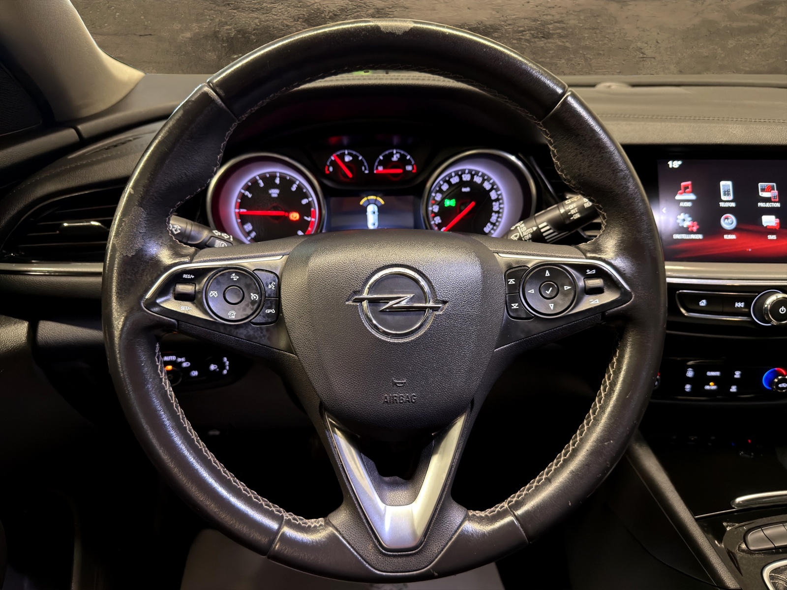 OPEL Insignia 1.5 T Sports Tourer Exclusive-image-8