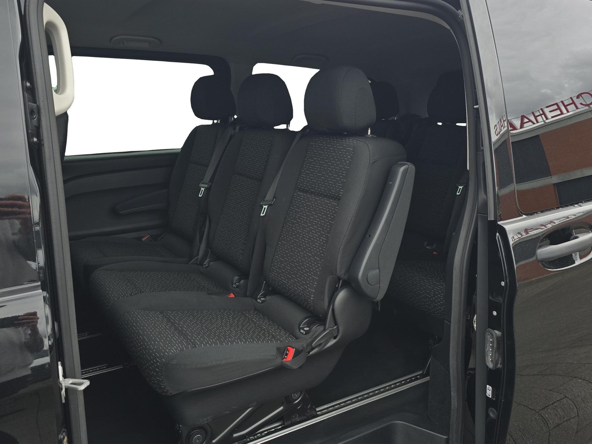 MERCEDES-BENZ Vito 116 CDI Lang Select Tourer 4Matic 9G-Tronic-image-9