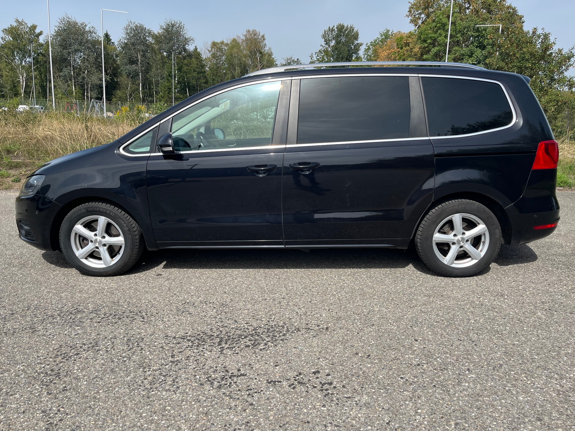 SEAT Alhambra 2.0 TDI Reference Eco DSG-image-3