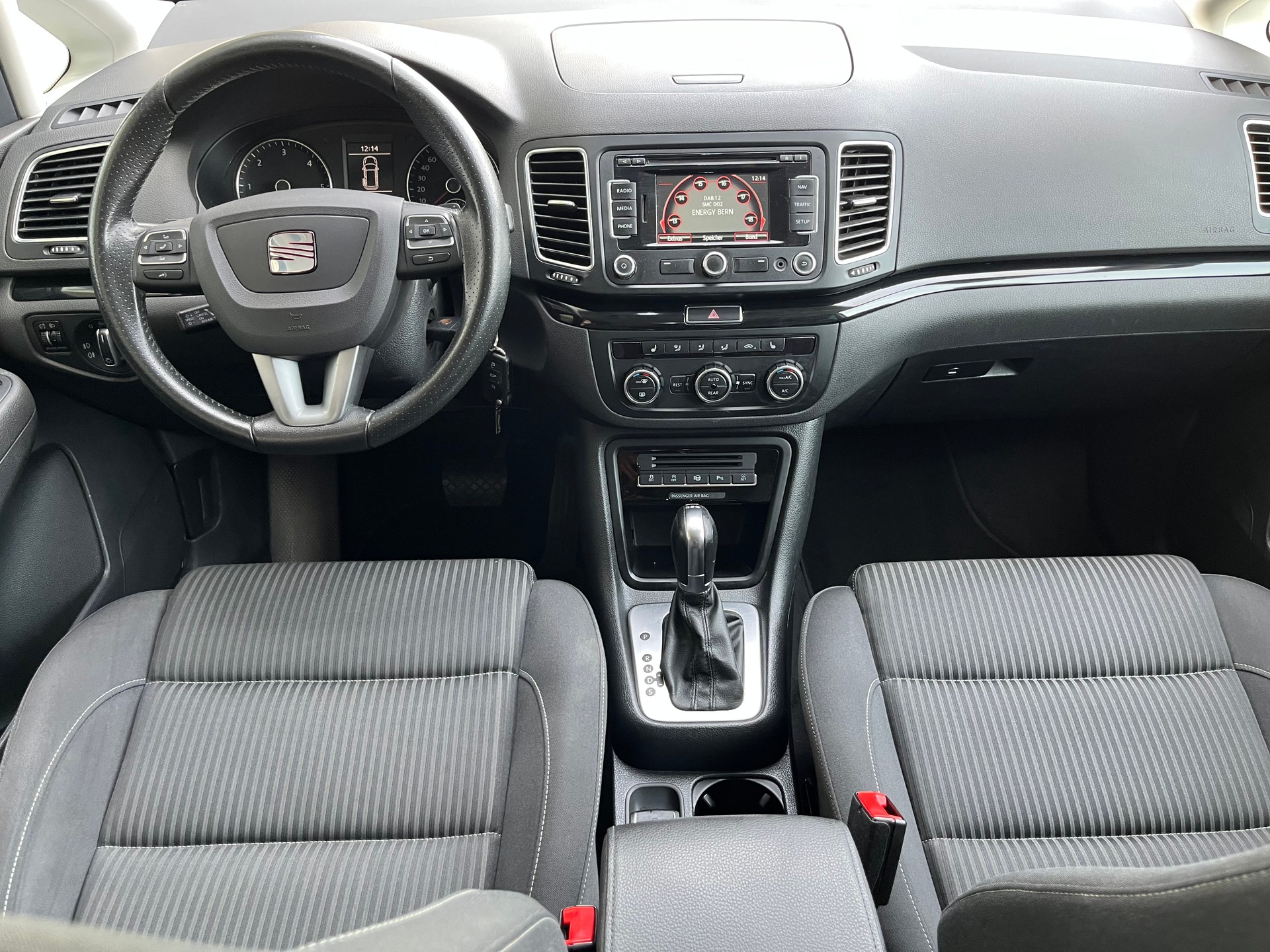 SEAT Alhambra 2.0 TDI Reference Eco DSG-image-8