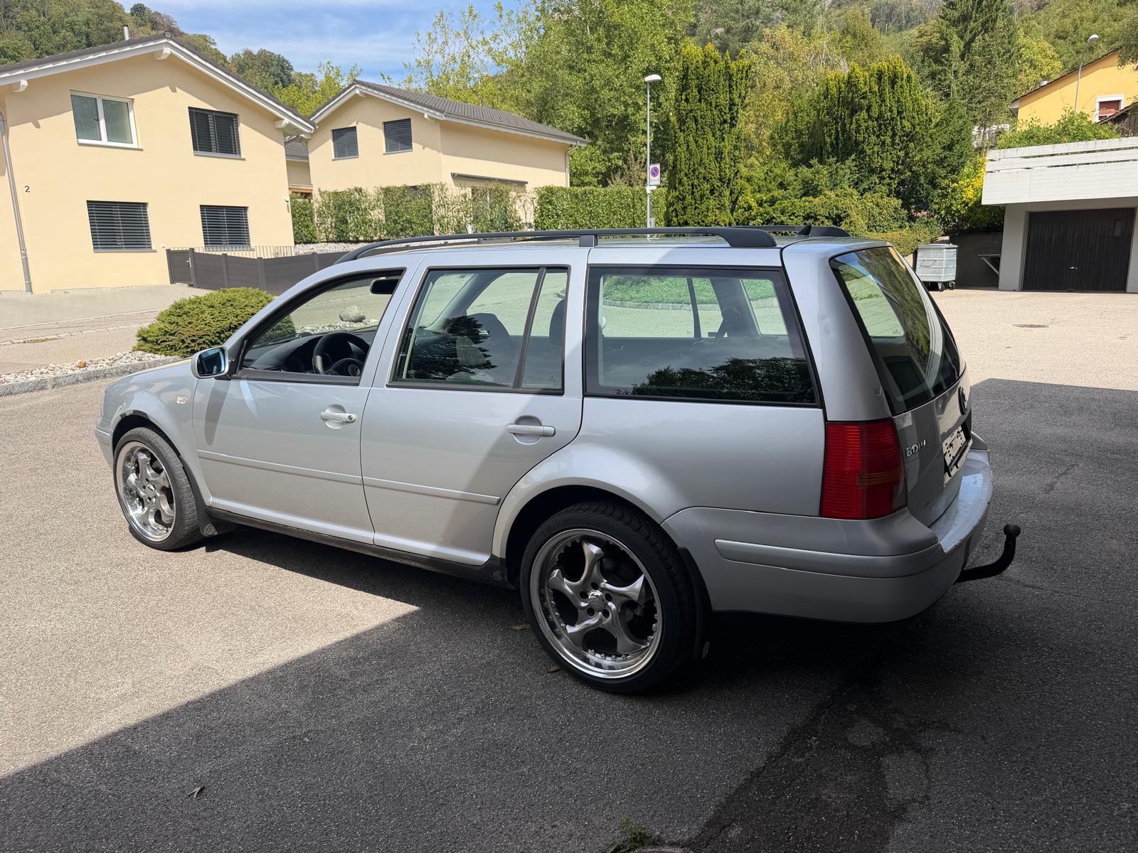 VW Bora Variant 1.9 TDI PD Highline-image-6