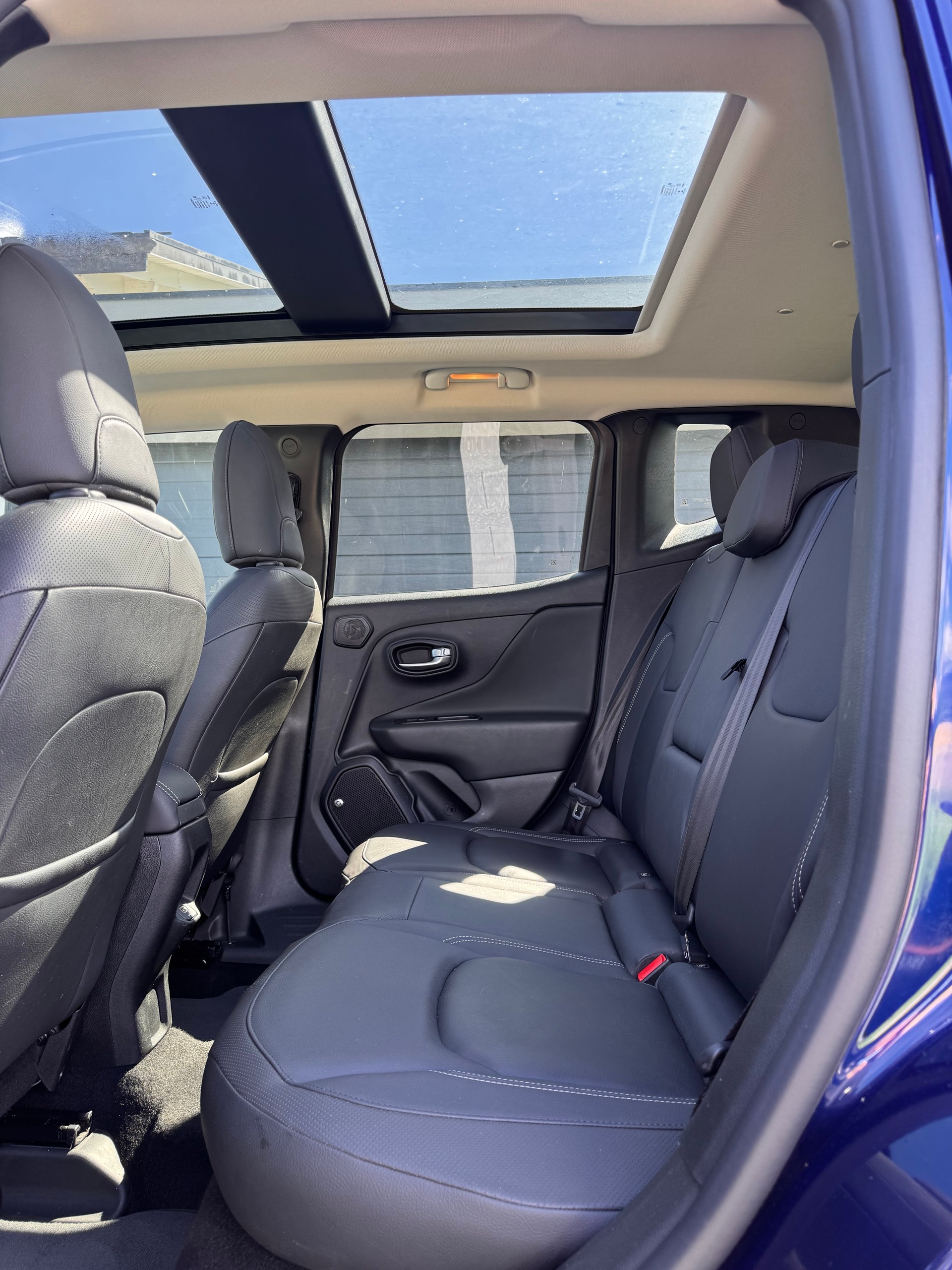 JEEP Renegade 1.3 Turbo S AWD-image-6