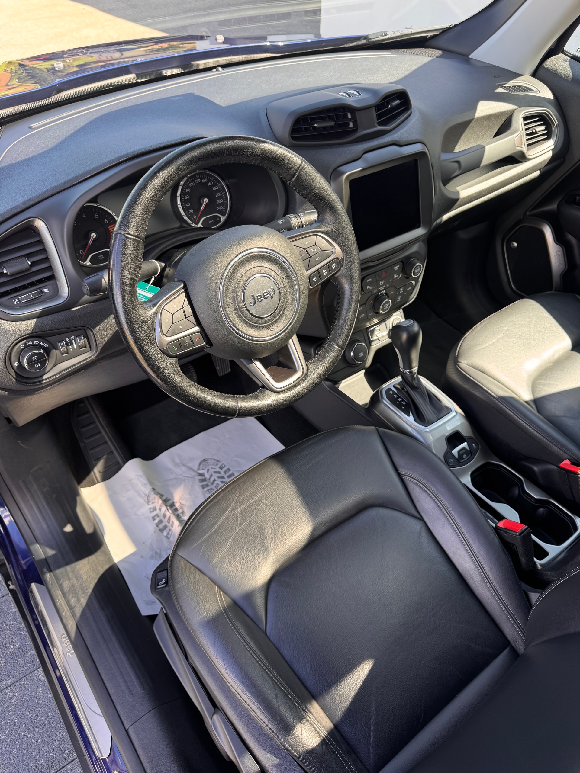 JEEP Renegade 1.3 Turbo S AWD-image-8