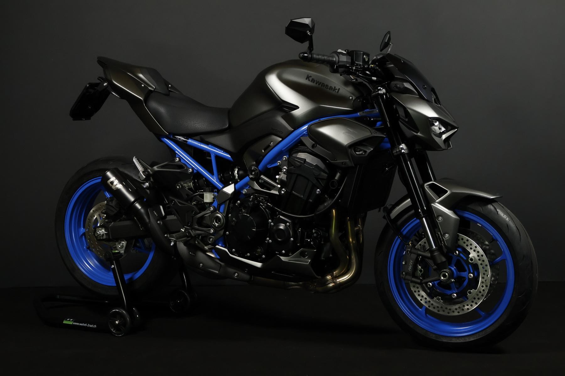 KAWASAKI KAWASAKI Z 900 (91/70/35 KW) *Blue Lagoon* Level 3-showroom-element-2