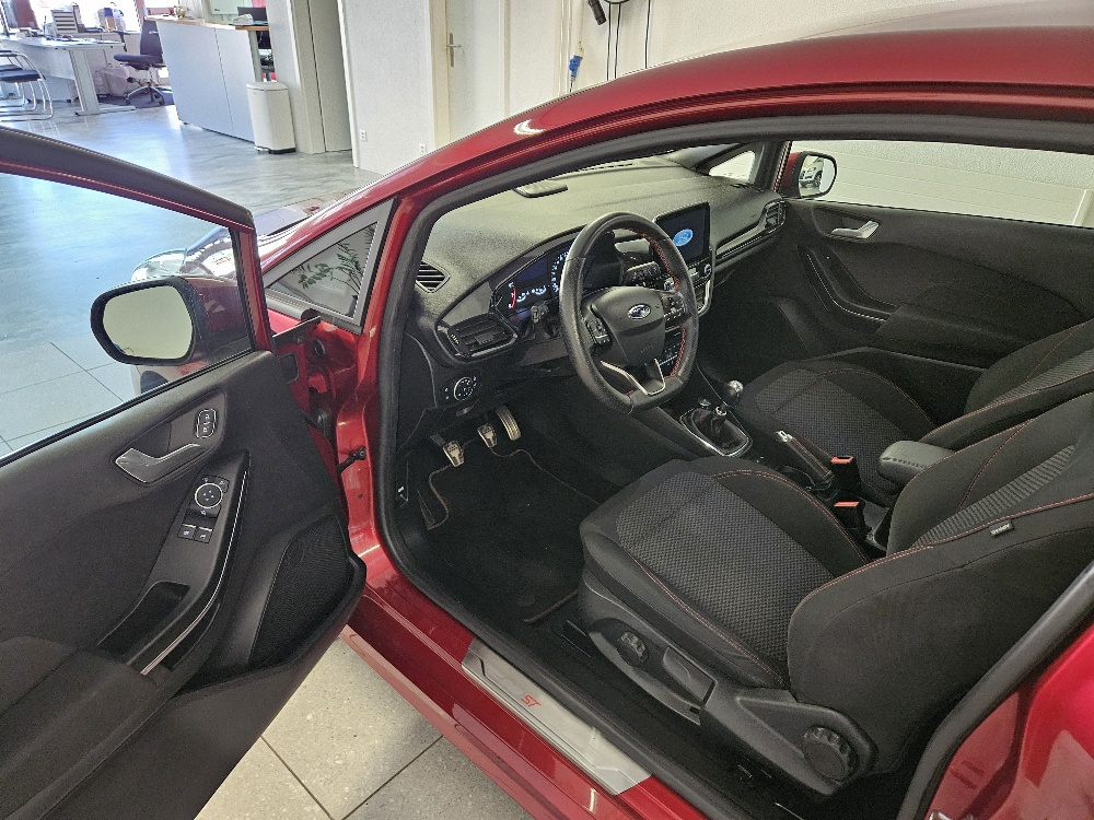 FORD Fiesta 1.0 SCTi ST Line-image-8