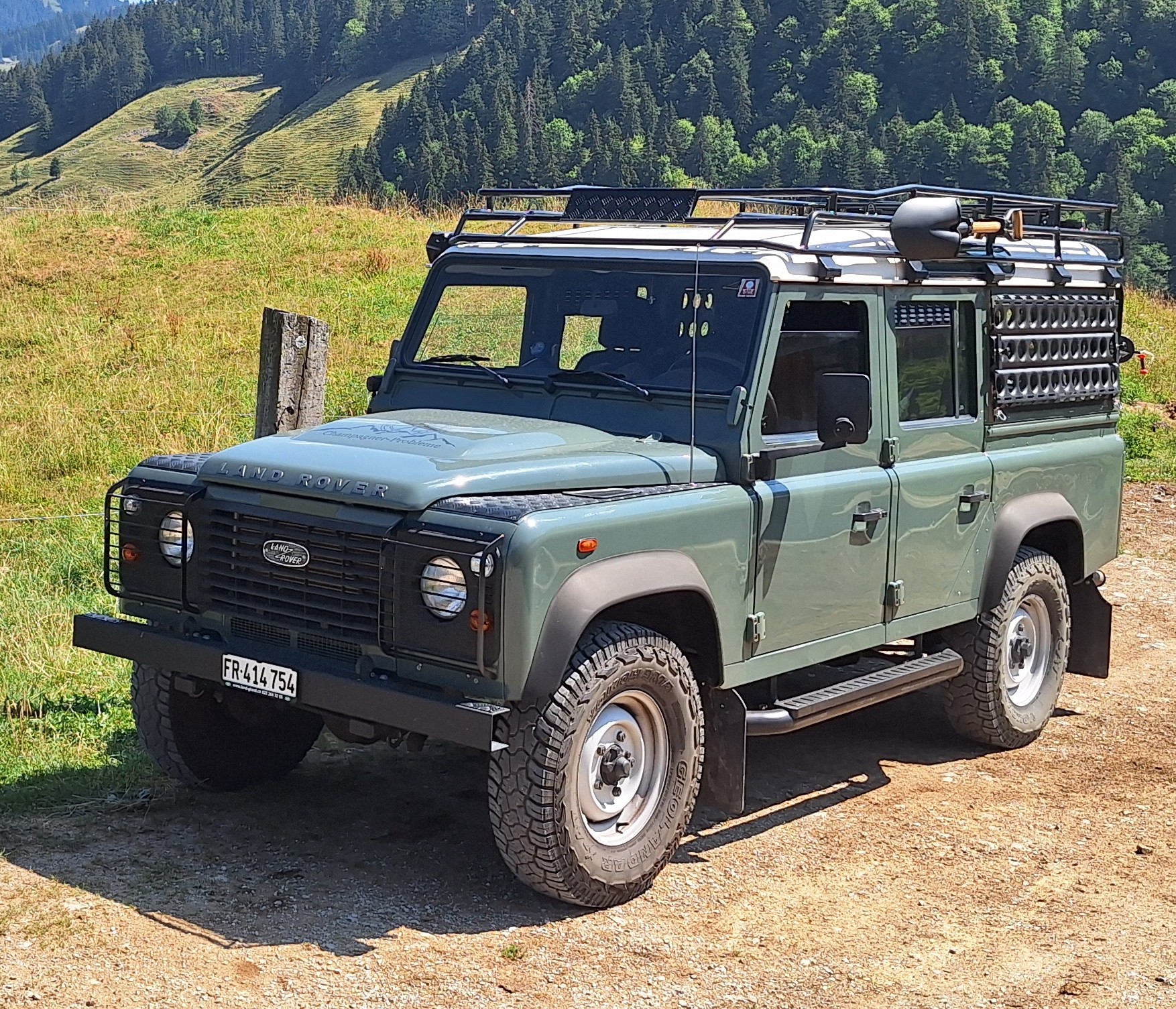 LAND ROVER Defender 110 2.4 TD4 SW Puma-image-5