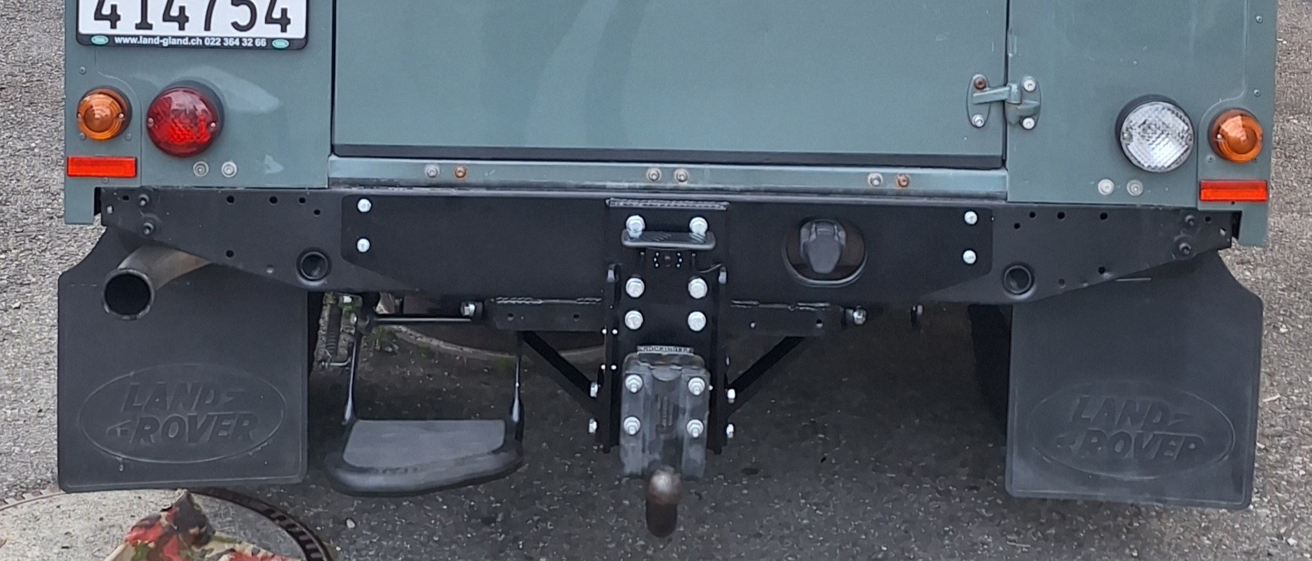 LAND ROVER Defender 110 2.4 TD4 SW Puma-image-2