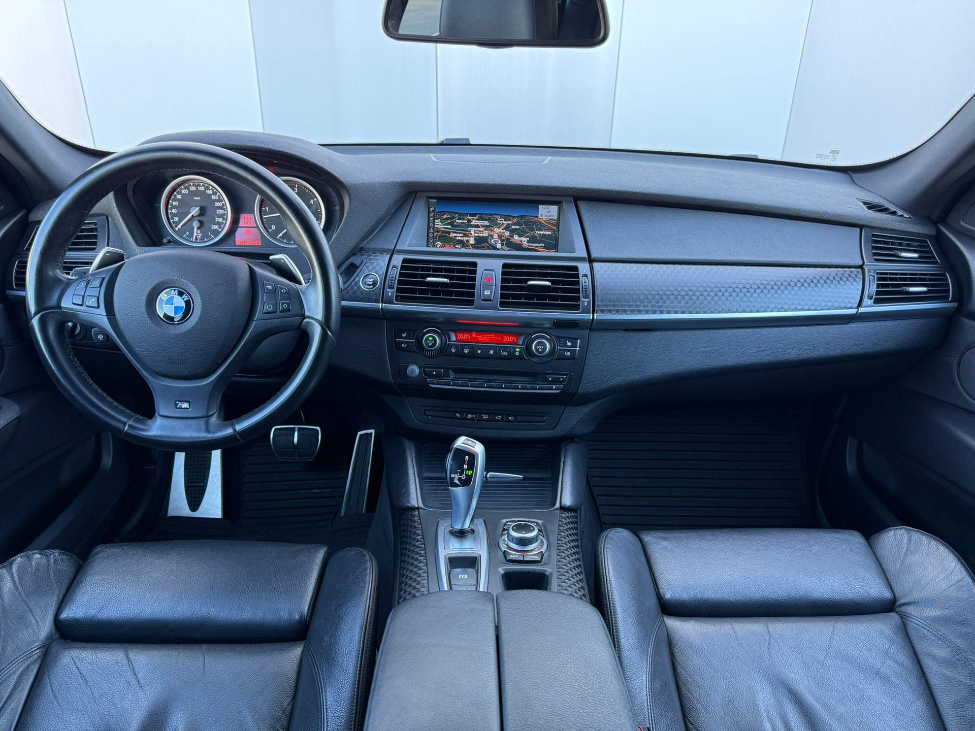 BMW X6 xDrive 40d Steptronic-image-9