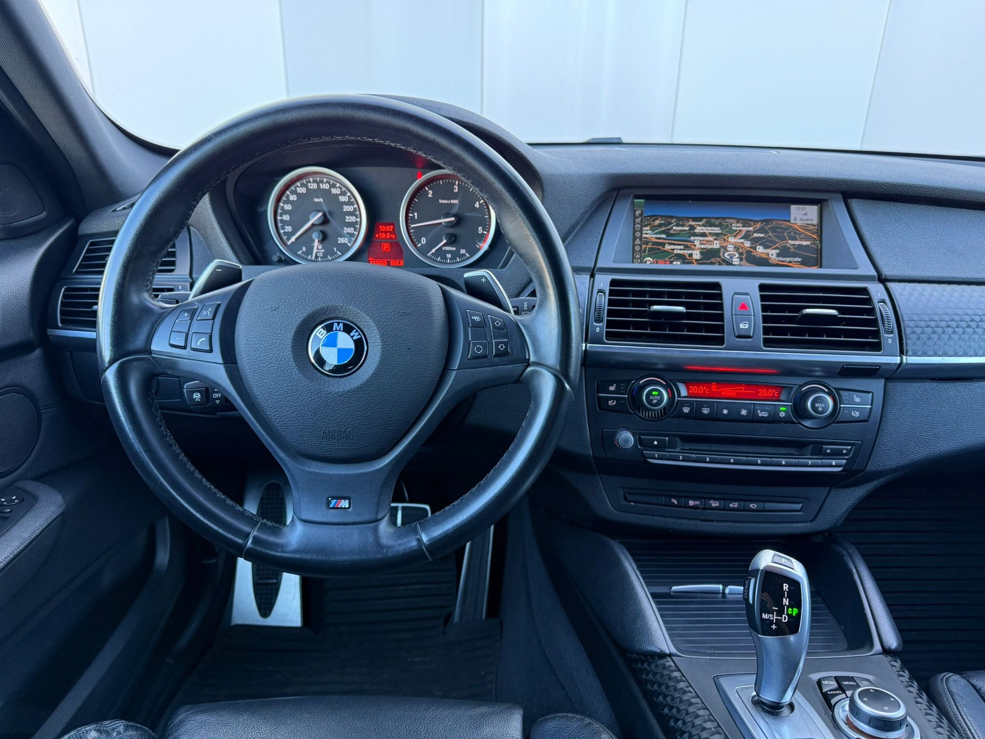 BMW X6 xDrive 40d Steptronic-image-10