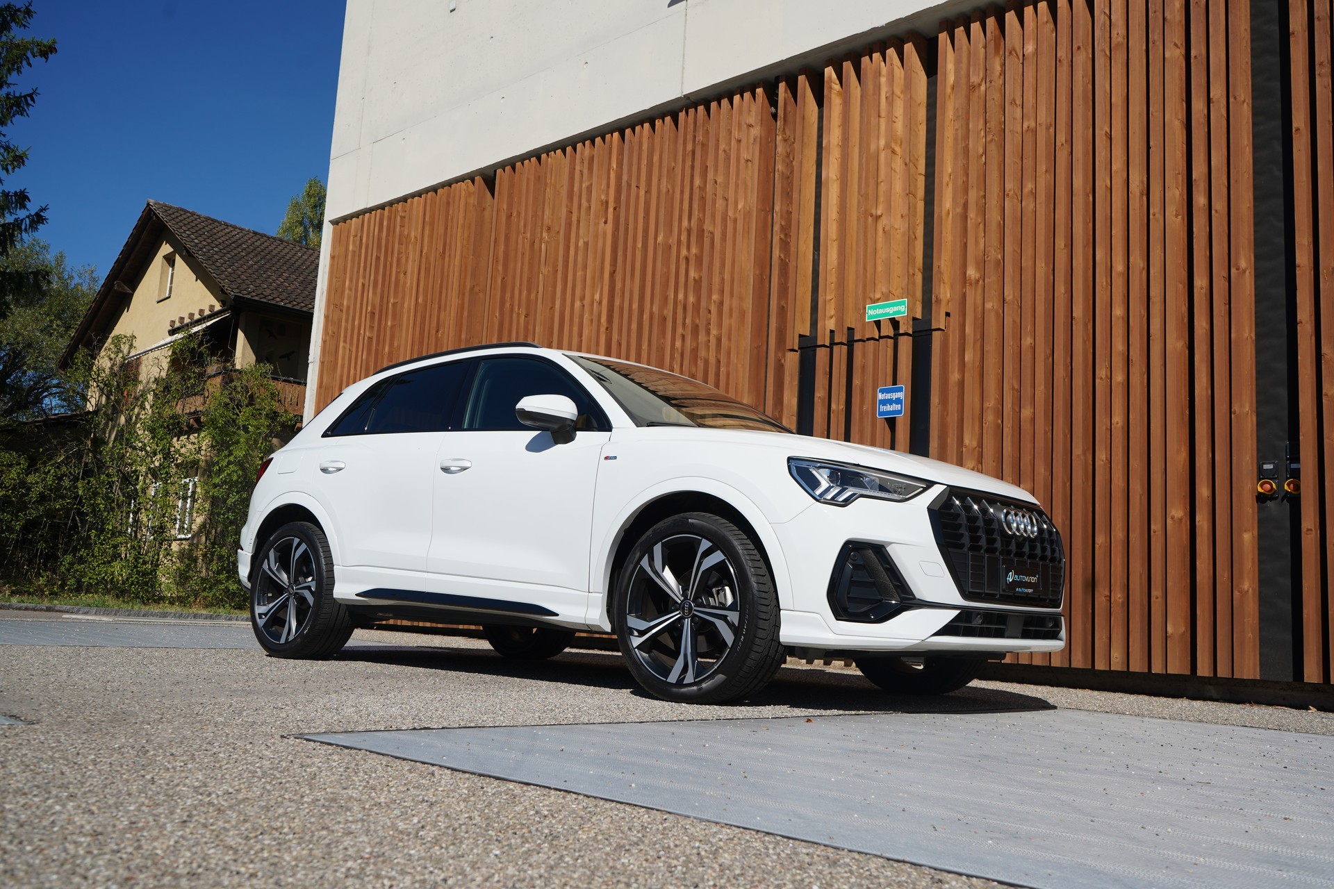 AUDI Q3 SPORTBACK 35 TFSI S LINE BLACK S-TRONIC l 150 PS-image-6