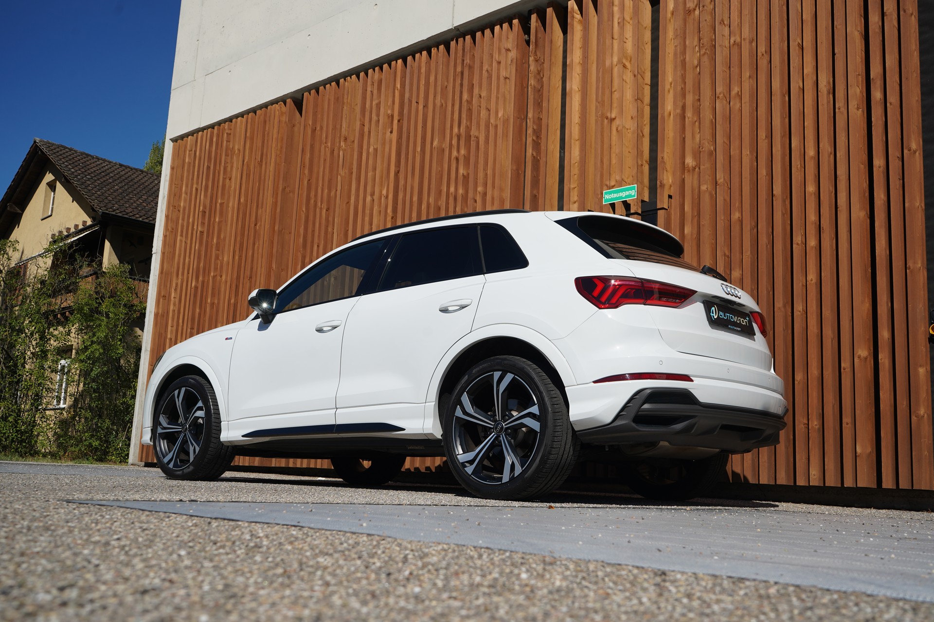 AUDI Q3 SPORTBACK 35 TFSI S LINE BLACK S-TRONIC l 150 PS-image-8